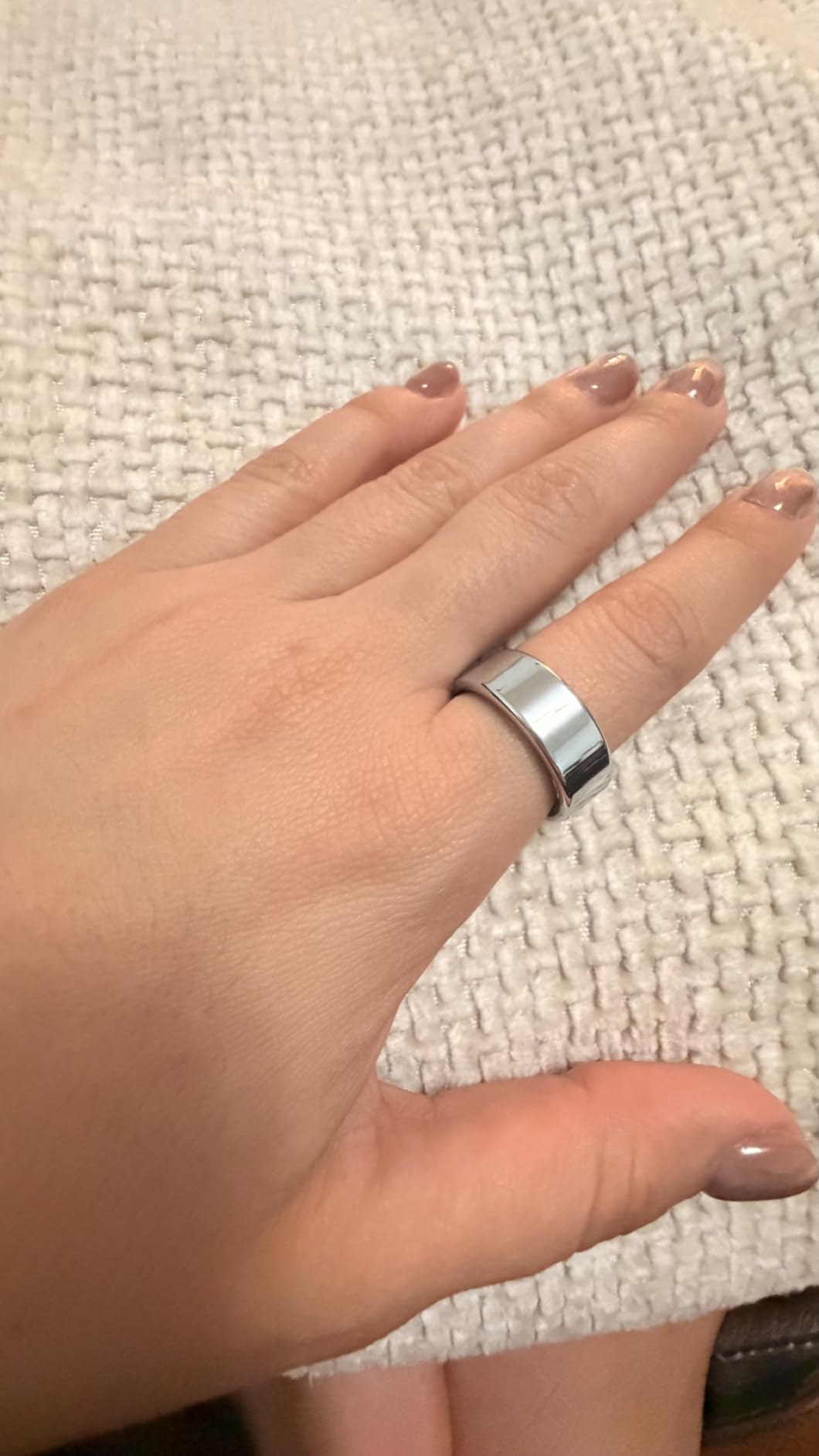 Smart Ring for Women Men, Fitness Tracker Ring with Free App No Subscription Fee, 7 Days Battery Life, Sleep Monitor, Heart Rate & Step Tracker, IP68 Waterproof, Android/iOS Compatible (Black, 8) customer photo 2