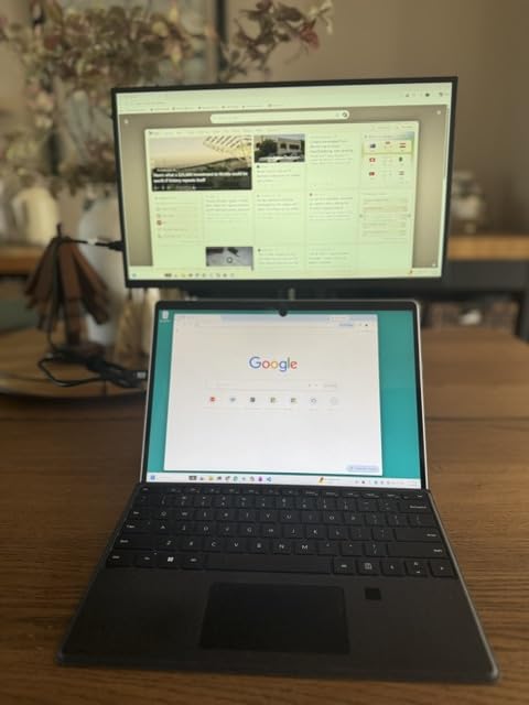 Portable Monitor 4K Touchscreen, 15.6