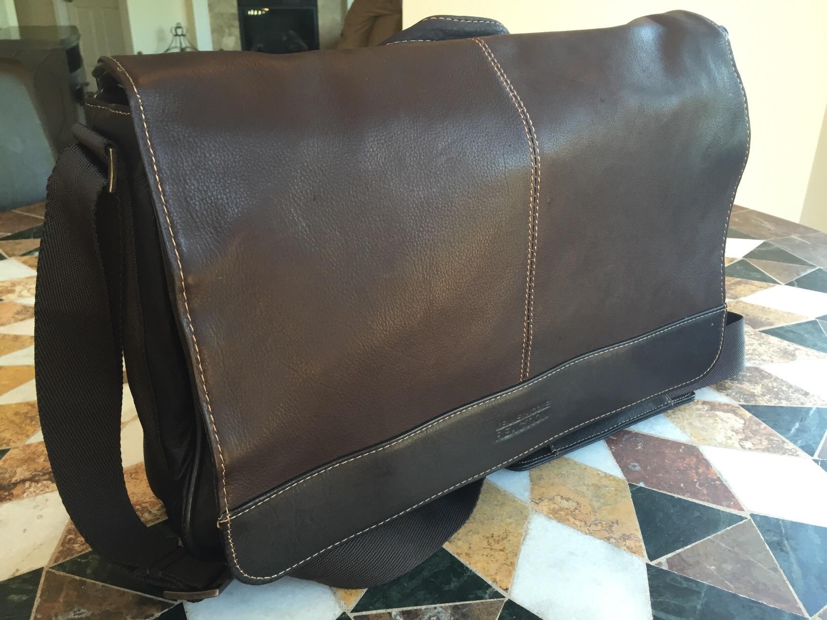 Kenneth Cole REACTION Colombian Leather Slim Single Compartment customer photo 1