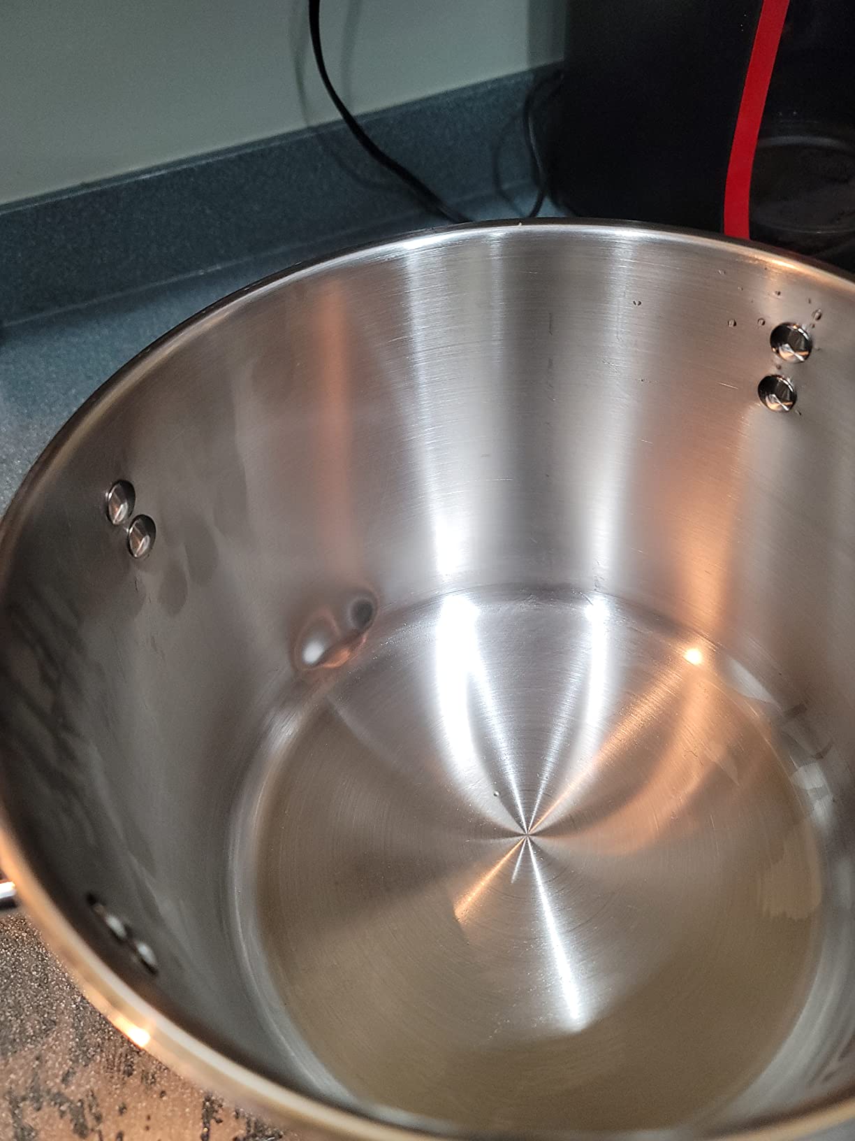 Winco 8 qt Stainless Steel Double Boiler with Cover | Gentle heat prevents scorching, Secure riveted handles, Induction compatible customer photo 1