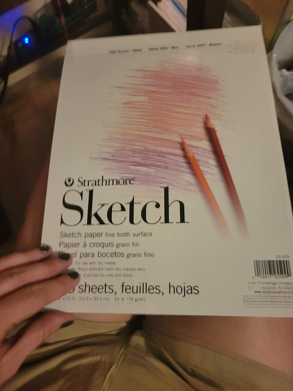 Strathmore 200 Series Tape Bound Sketch Pad, 50 lb. Sketch Paper, 9 X 12 inches, White, 100 Sheets (25-509) customer photo 1