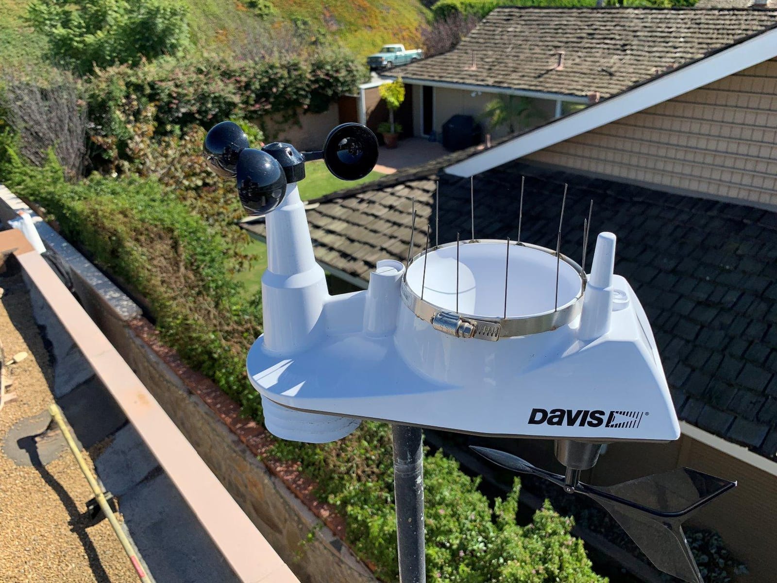 Davis Instruments 6357 Vantage Vue Professional Weather Station - Wireless & Solar Powered customer photo 2