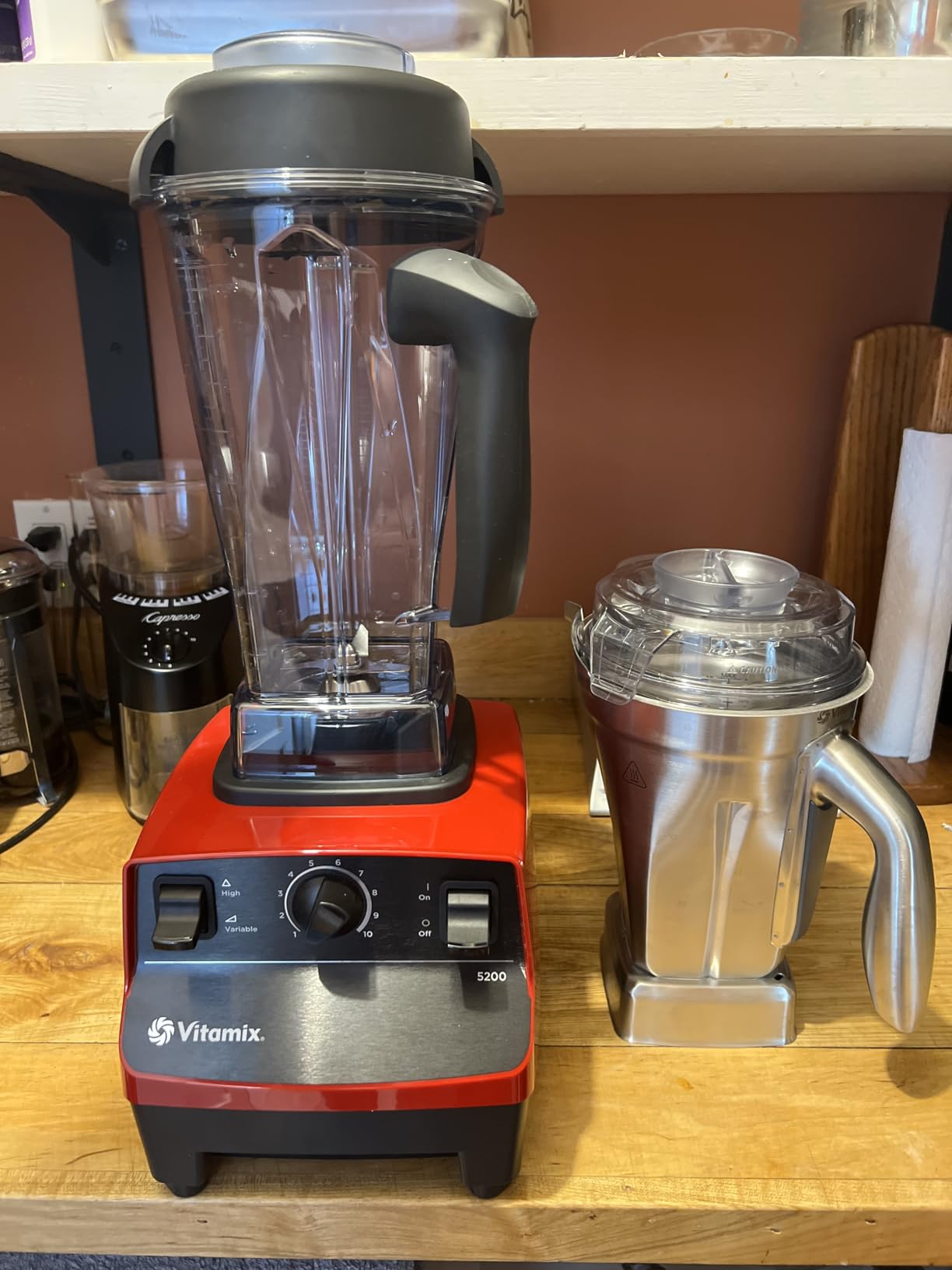 Vitamix 5200 Professional-Grade Blender, 64 oz. Container, Black | Variable Speed, Self-Cleaning, High Speed Switch, Stainless Blades customer photo 1