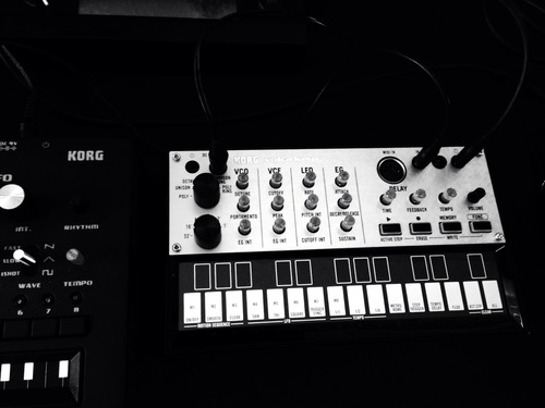 Korg Volca Bass Analog Synthesizer w/Three Oscillators and 16-step Sequencer customer photo 1