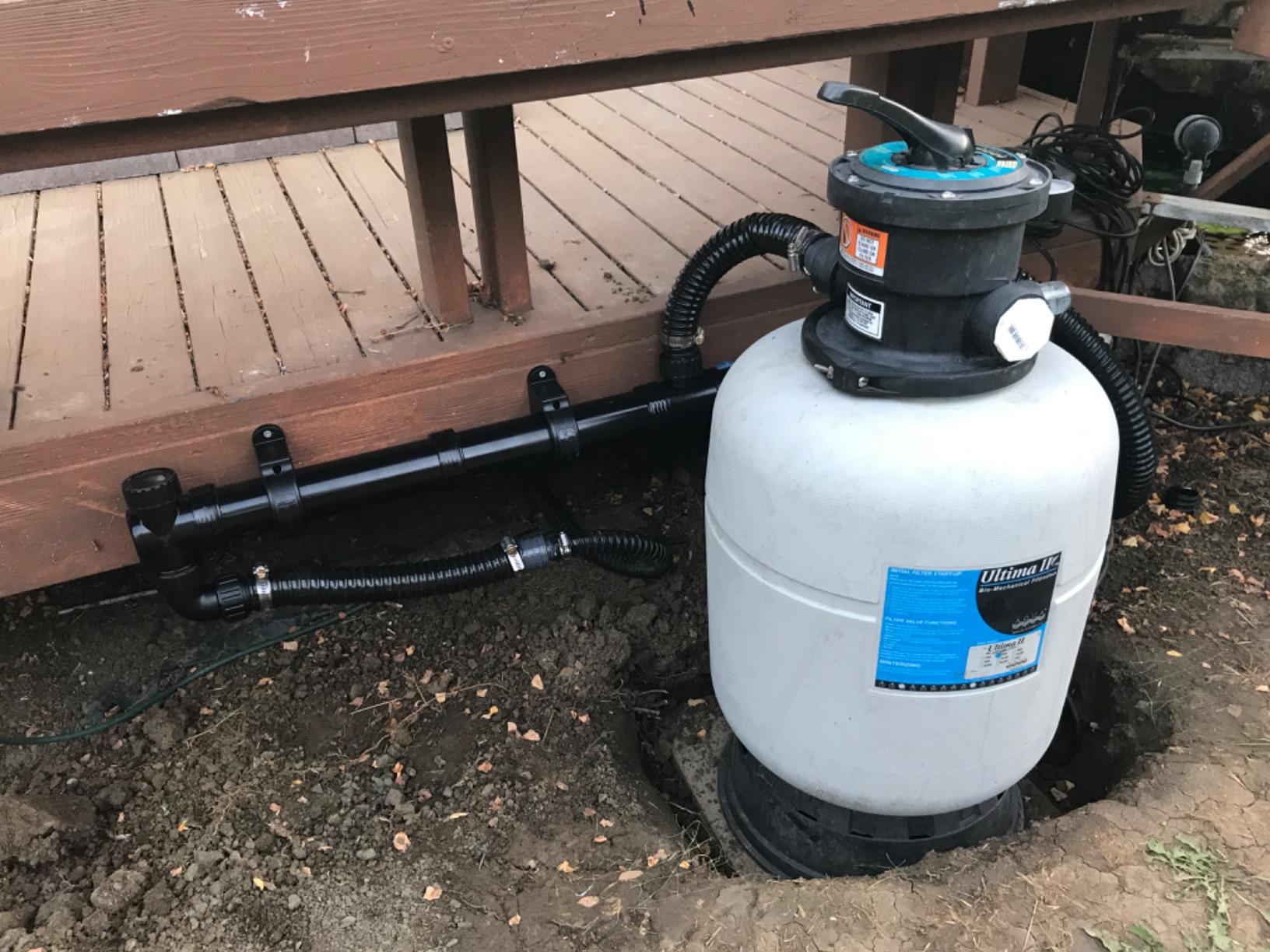 Aquascape UltraKlear 2500 UV Pond Clarifier - 28W UV Light for Clear Water & Algae Control customer photo 2