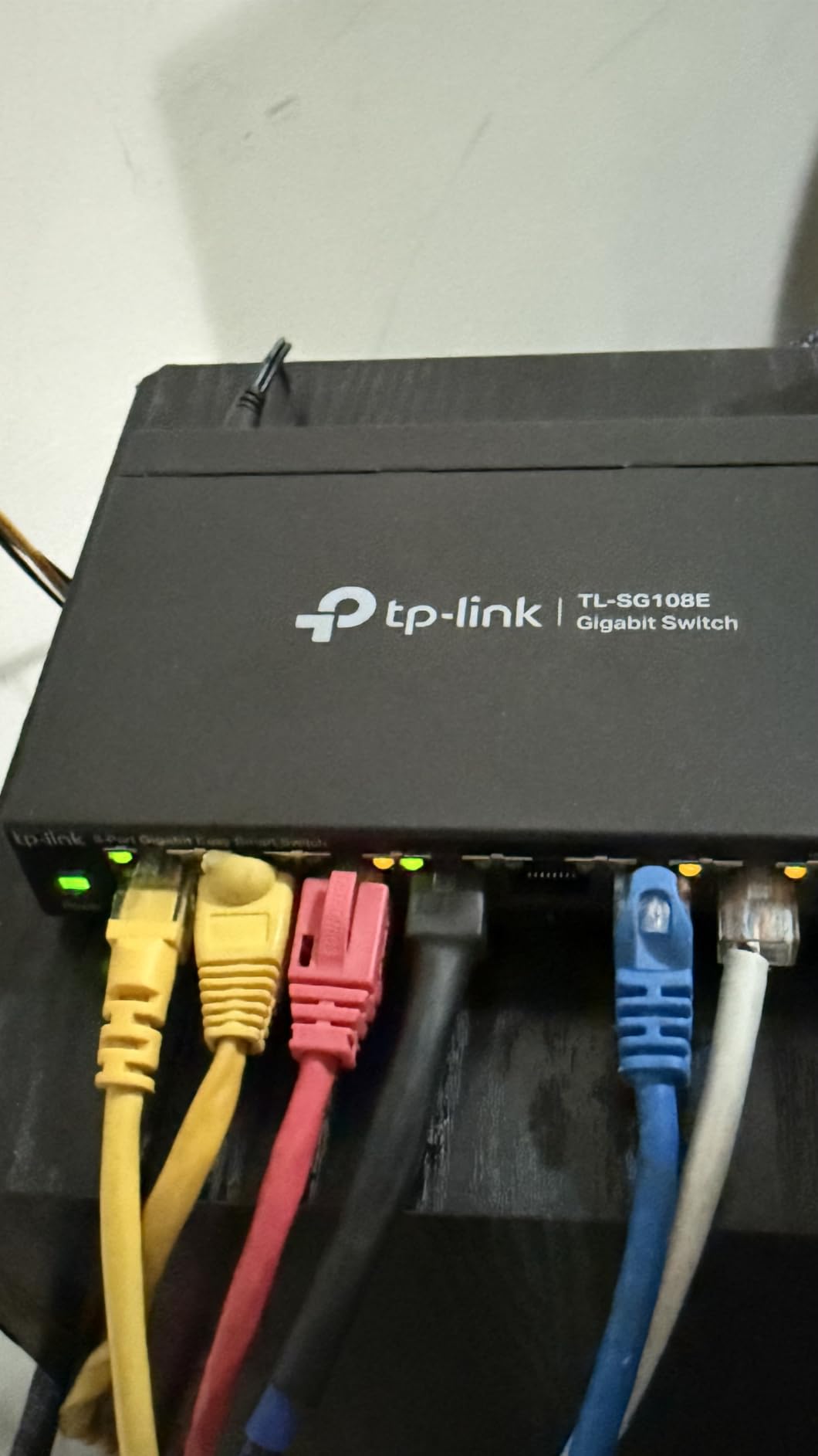 TP-Link 8 Port Gigabit Switch | Easy Smart Managed | Plug & Play | Desktop/Wall-Mount | Sturdy Metal w/ Shielded Ports | Support QoS, Vlan, IGMP and LAG (TL-SG108E) customer photo 2