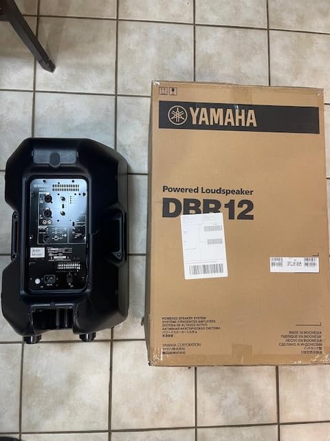 Yamaha DBR10 700-Watt Powered Speaker customer photo 1