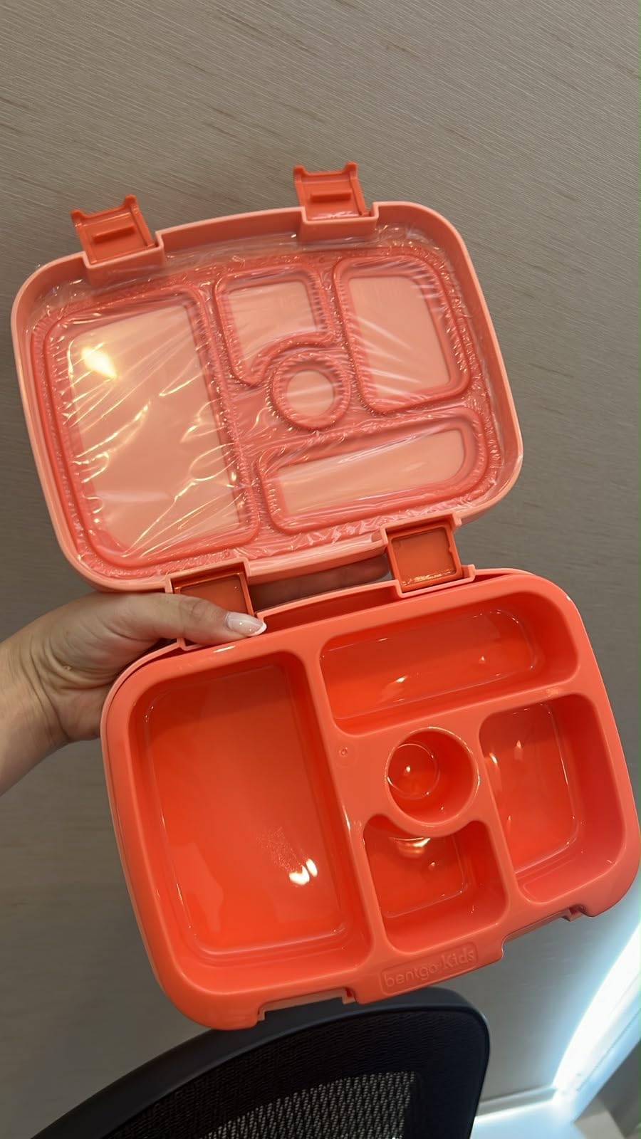 Bentgo Kids Bento-Style 5-Compartment Leak-Proof Lunch Box | Ideal Portion Sizes for Ages 3-7, Durable, Drop-Proof, Dishwasher Safe, PFAS & BPA-Free Materials (Blue) customer photo 2
