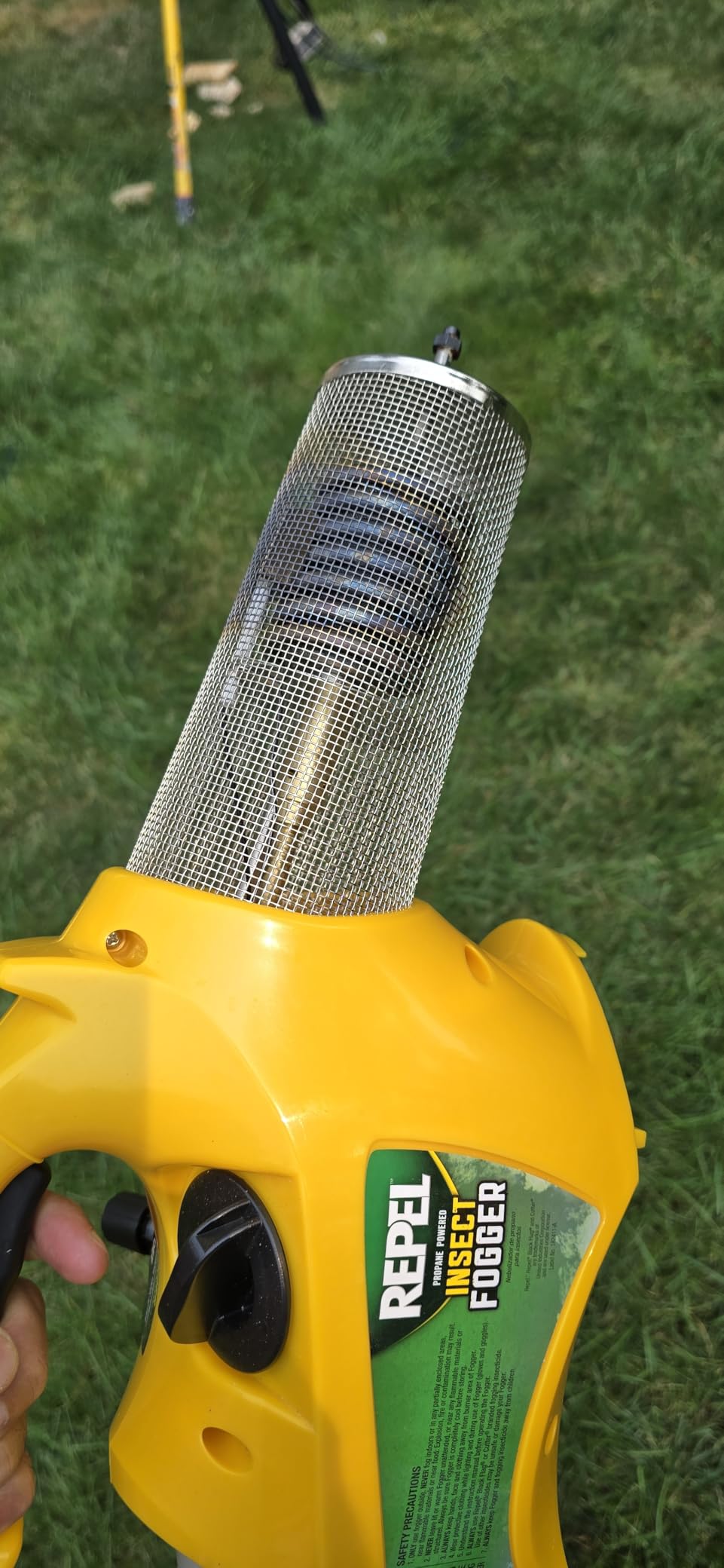 Repel 190397 Propane Insect Fogger for Mosquitoes, Flies, and Flying Insects in Your Campsite or Yard, 40 oz., Yellow customer photo 1