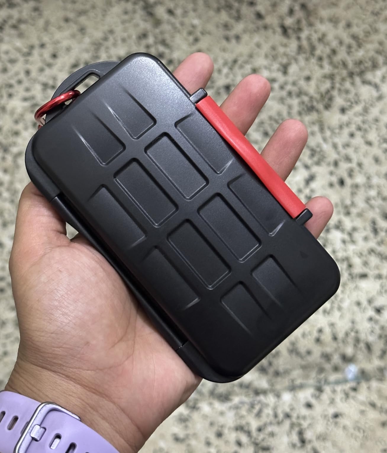 Kiorafoto 24 Slots Memory Card Case for SD Micro SD TF, IPX5 Water-Resistant, Anti-Shock customer photo 1