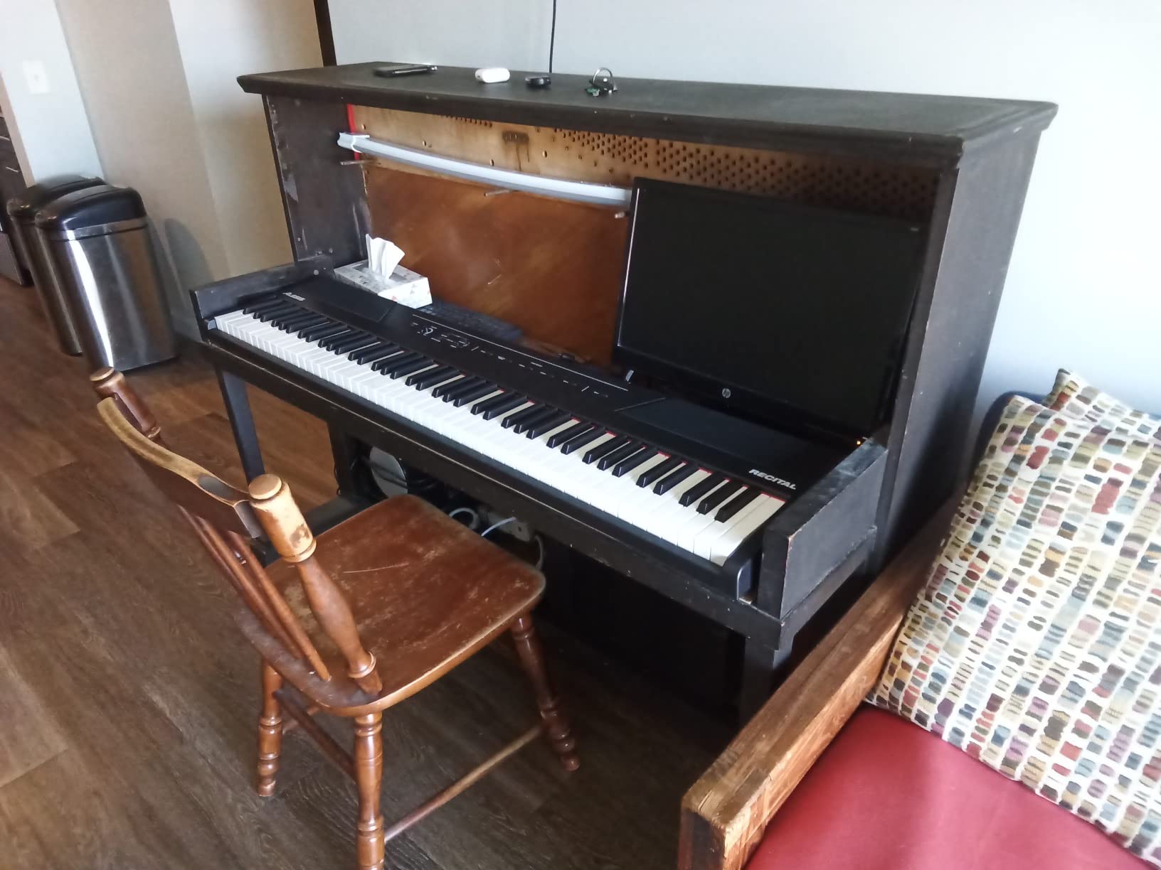 Alesis Recital 88-Key Digital Piano with Semi-Weighted Keys | 20W Speakers, 5 Voices, Split/Layer Modes, Adjustable Touch Response, Piano Lessons, for Beginners customer photo 1