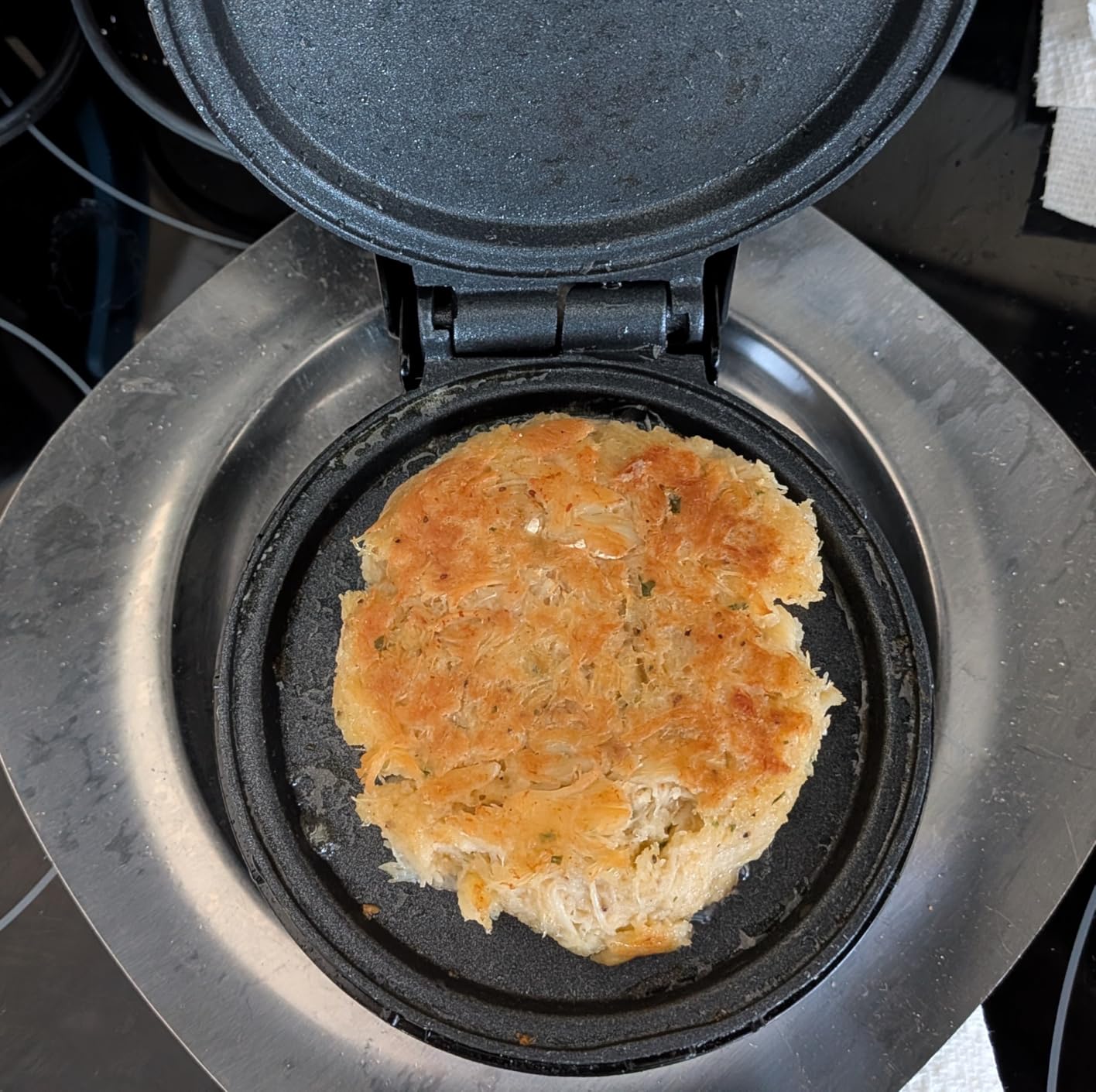 Dash Mini Maker Griddle, 4 Inch Nonstick Cooking Surface, Black | Compact Electric Mini Pancake Maker, Single Serve Eggs, Hash Browns & Breakfast Sandwiches customer photo 1