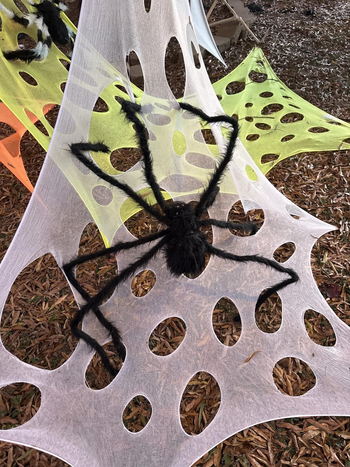 JOYIN Halloween Outdoor Decorations Giant Spider, 5 Ft Large Spider for Yard Lawn Garden Patio Scary Halloween Outside Decor, Indoor Haunted House Prop and Home Party Decor, Black customer photo 2