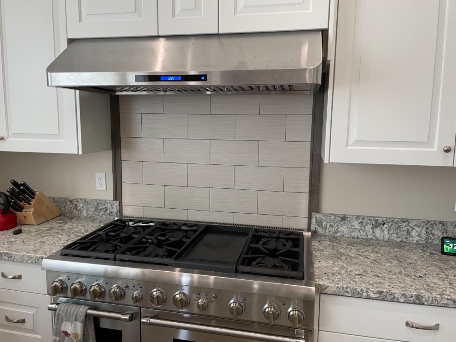 Cosmo 48 in. Haven Collection 500 CFM Ducted Under Cabinet Range Hood, COS-QS48 customer photo 1