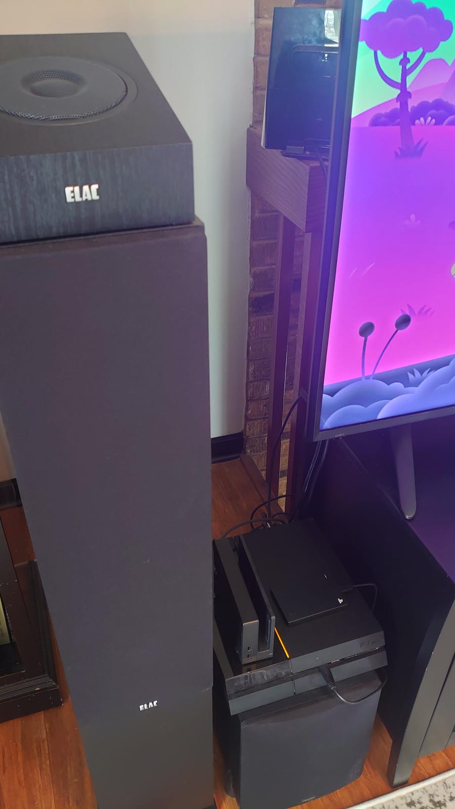 ELAC Debut 2.0 F5.2 Floorstanding Speaker, Black (Each) - 1
