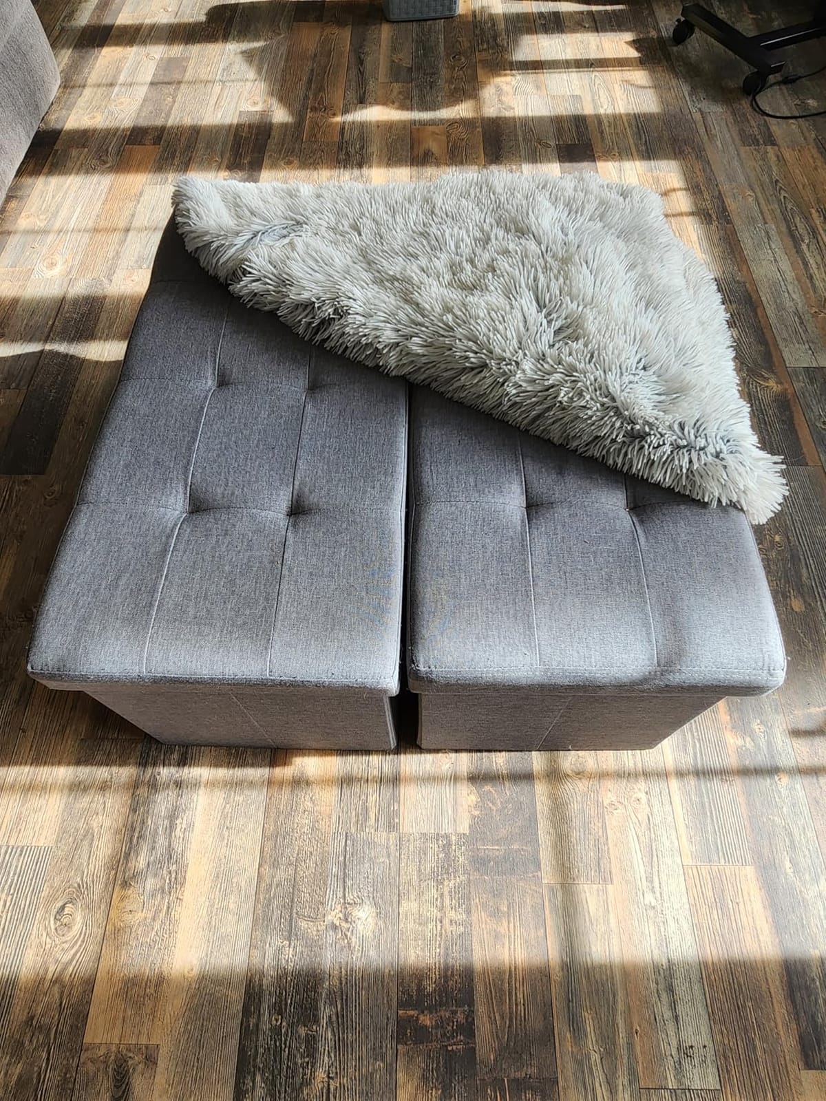SONGMICS 43.3 Inches Folding Storage Ottoman Bench, Load 660 lb | Ottoman Foot Rest, Storage Chest, for Living Room, Entryway, Slate Gray and Ink Black, MINOTA Collection ULSF77K customer photo 2