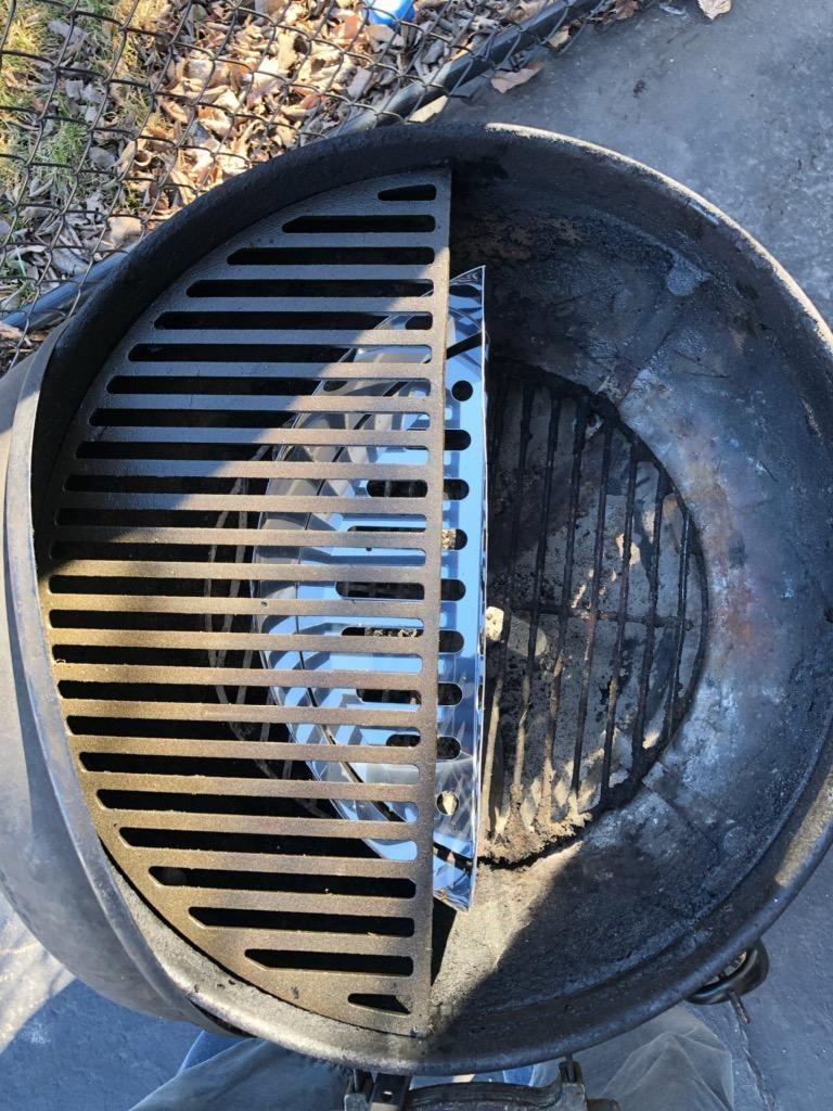 onlyfire 2Pcs Upgraded Heavy Duty Stainless Steel Charcoal Basket - Larger Capacity for 18/22/26 Inch Weber Kettle Grills customer photo 1
