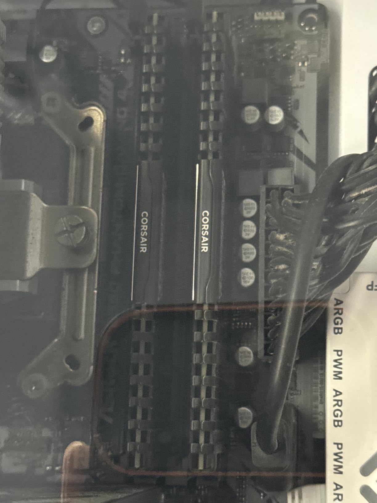 CORSAIR Vengeance LPX DDR4 RAM 32GB (2x16GB) 3200MHz CL16-20-20-38 1.35V Intel XMP AMD EXPO Desktop Memory - Black (CMK32GX4M2E3200C16) customer photo 1