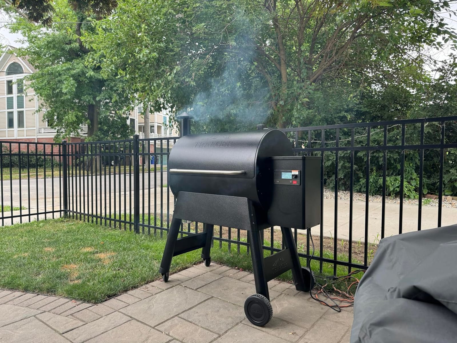 Traeger Pro 780 Wood Pellet Grill & Smoker, 780 Sq In, WiFi customer photo 2