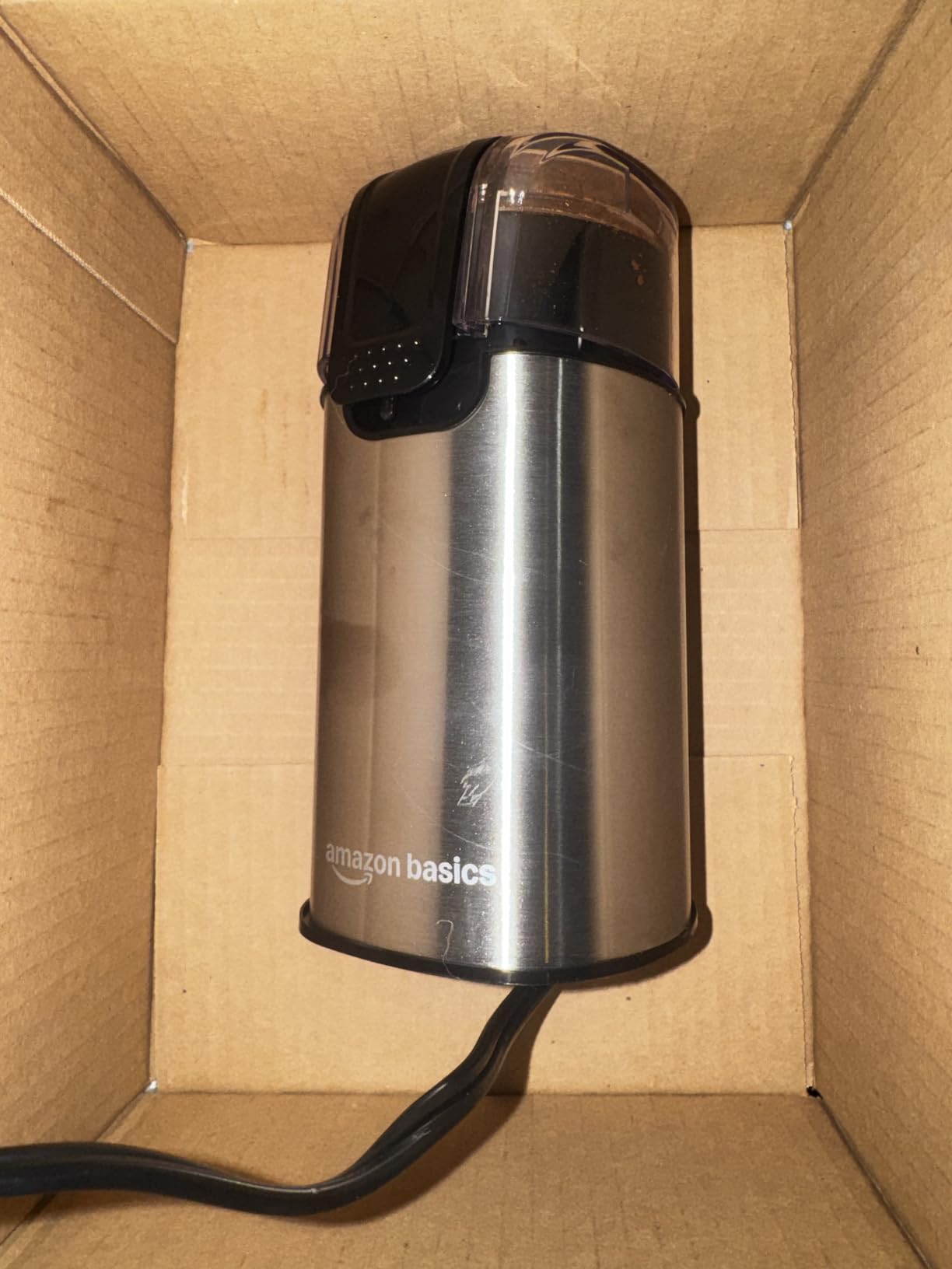 Amazon Basics Fast Electric Coffee Grinder for Home Use, Easy to Use Coffee Bean and Spice Grinder with Heavy-Duty Stainless Steel Grind Blades customer photo 1