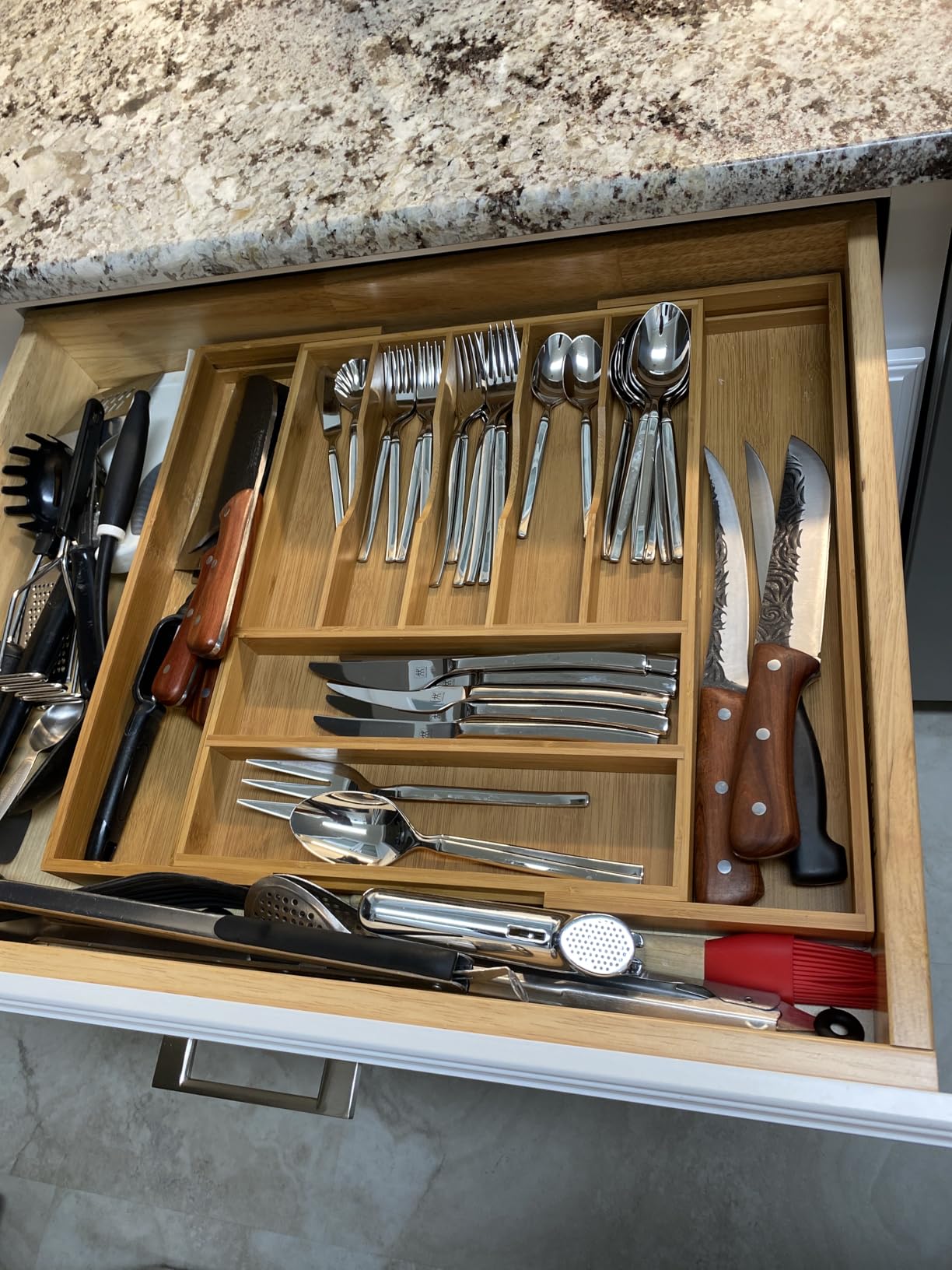ROYAL CRAFT WOOD Luxury Bamboo Kitchen Drawer Organizer - Silverware Organizer, Utensil Holder & Cutlery Tray Drawer Dividers for Flatware (9 Slot, Natural) customer photo 1