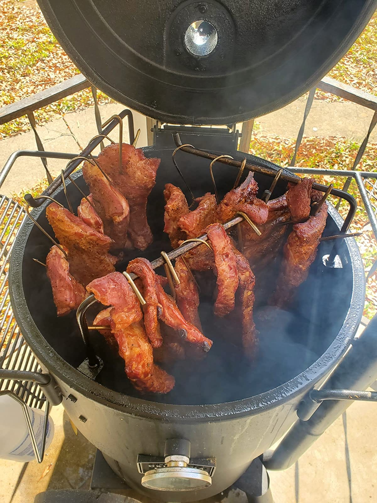 Oklahoma Joe's Bronco Pro 21.5 in. Heavy Duty Charcoal Drum Smoker and Grill with 366 sq. in. Cooking Area in Black customer photo 1