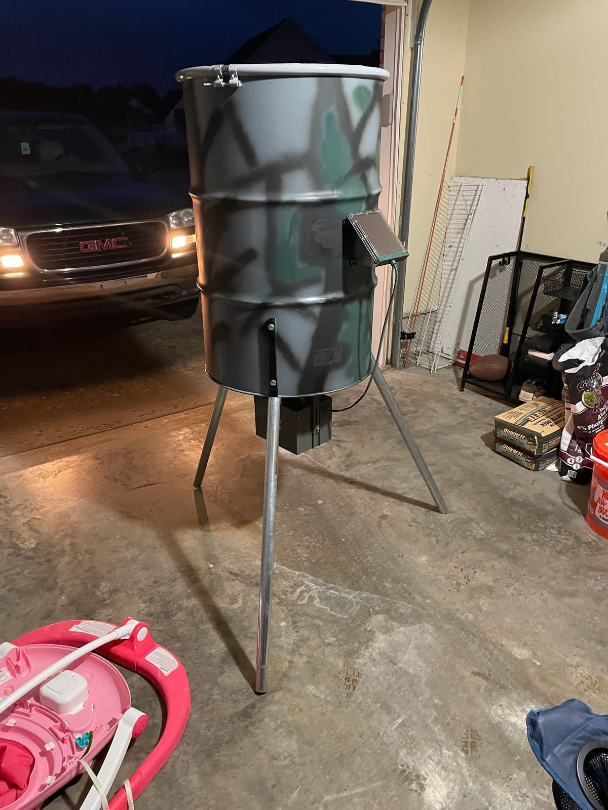 Highwild 12V Digital Deer Feeder Kit for Hunting, up to 8 Feed Times | Weather-Resistant Metal Power Control Unit with Digital Timer, 12V Motor, Spinner Plate, Drop Funnel, and Mounting Hardware customer photo 1