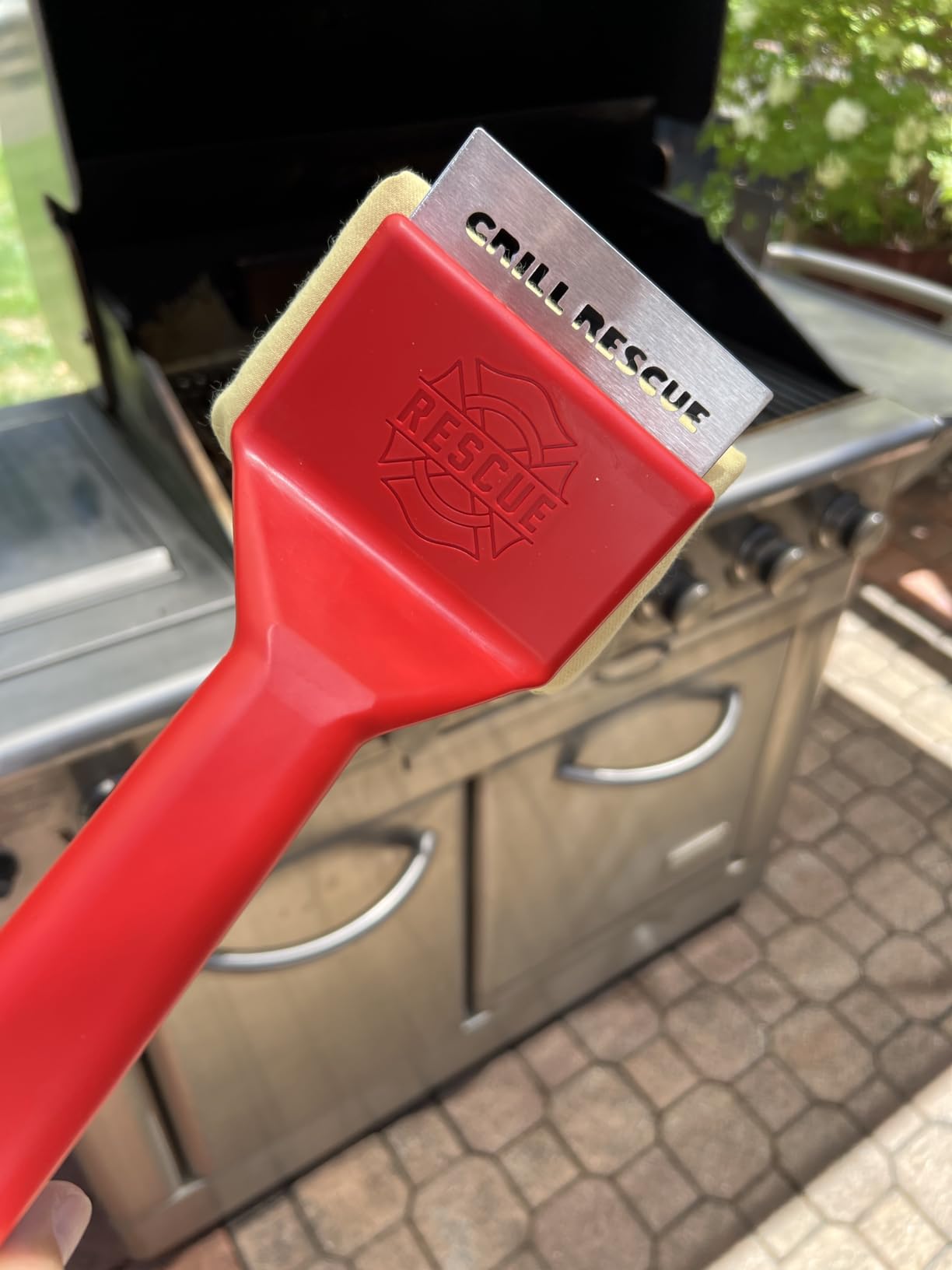 Grill Rescue Bristle-Free Steam Cleaning Grill Brush - Safe for All Grill Types, Heat-Resistant Kevlar Head, Perfect for Stainless Steel, Porcelain, Cast Iron Grates (Scraper Brush) customer photo 2