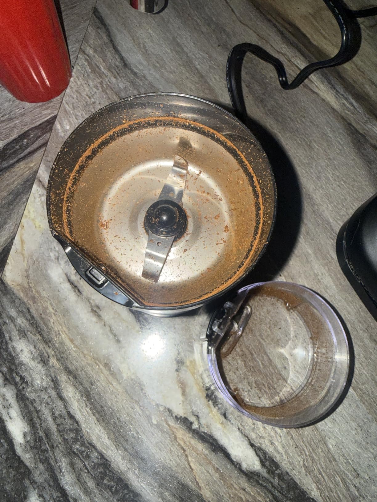 BLACK+DECKER One-Touch Coffee & Spice Grinder with Stainless Steel Blades customer photo 1