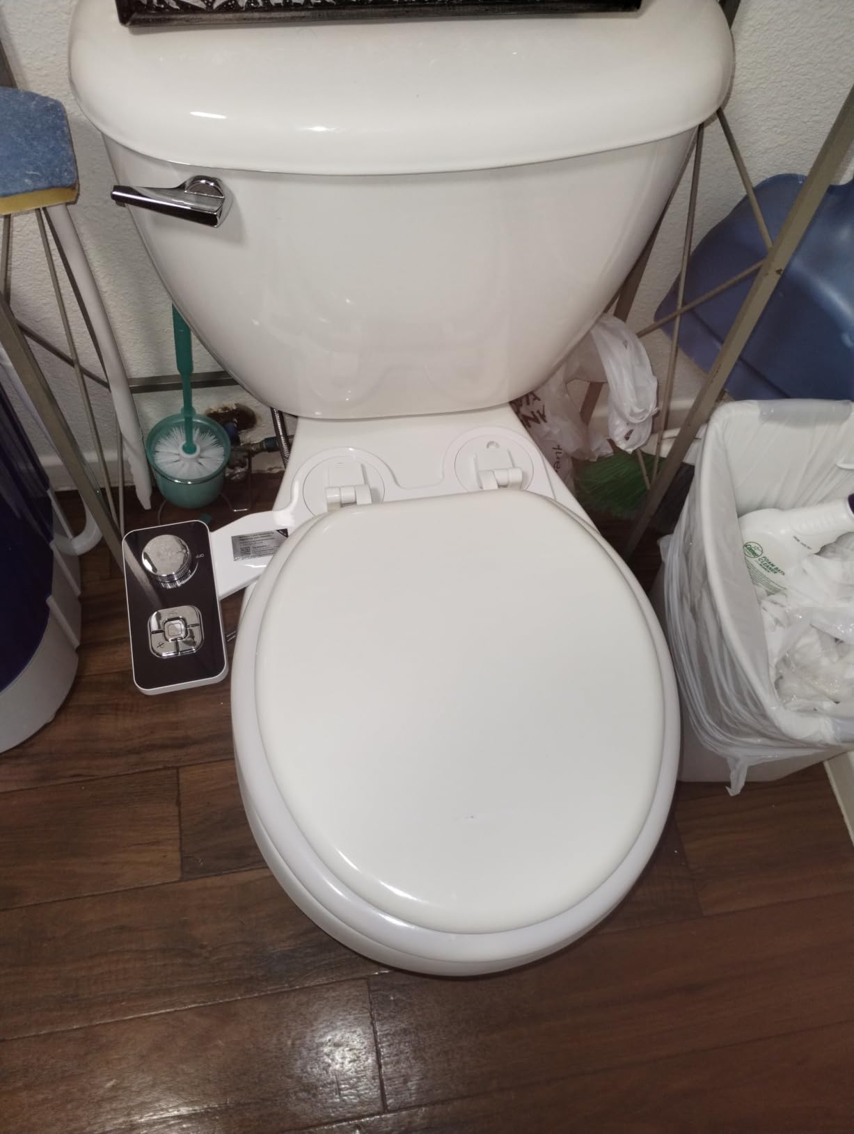 SAMODRA Bidet Attachment, Non-Electric Cold Water Bidet Toilet Seat Attachment with Pressure Controls, Retractable Self-Cleaning Dual Nozzles for Frontal & Rear Wash - Black customer photo 1