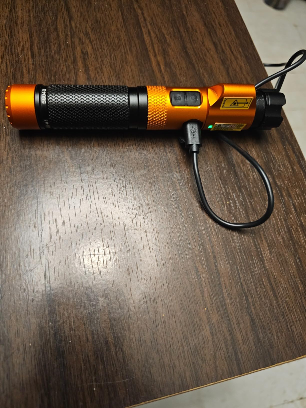 KLEIN TOOLS 56040 Magnetic LED Flashlight, 350 Lumen Rechargeable Flashlight, Twist Focus, Laser Pointer, Hands-Free, USB Charging Cable, for Work and Outdoor customer photo 1