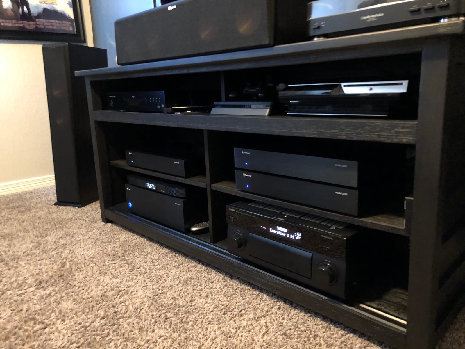 Outlaw Audio Model 2220 Monoblock Amplifier | 1x200 Watts into 8Ω | 1x300 Watts into 4Ω | High Current Amplifier | XLR & RCA Inputs customer photo 1