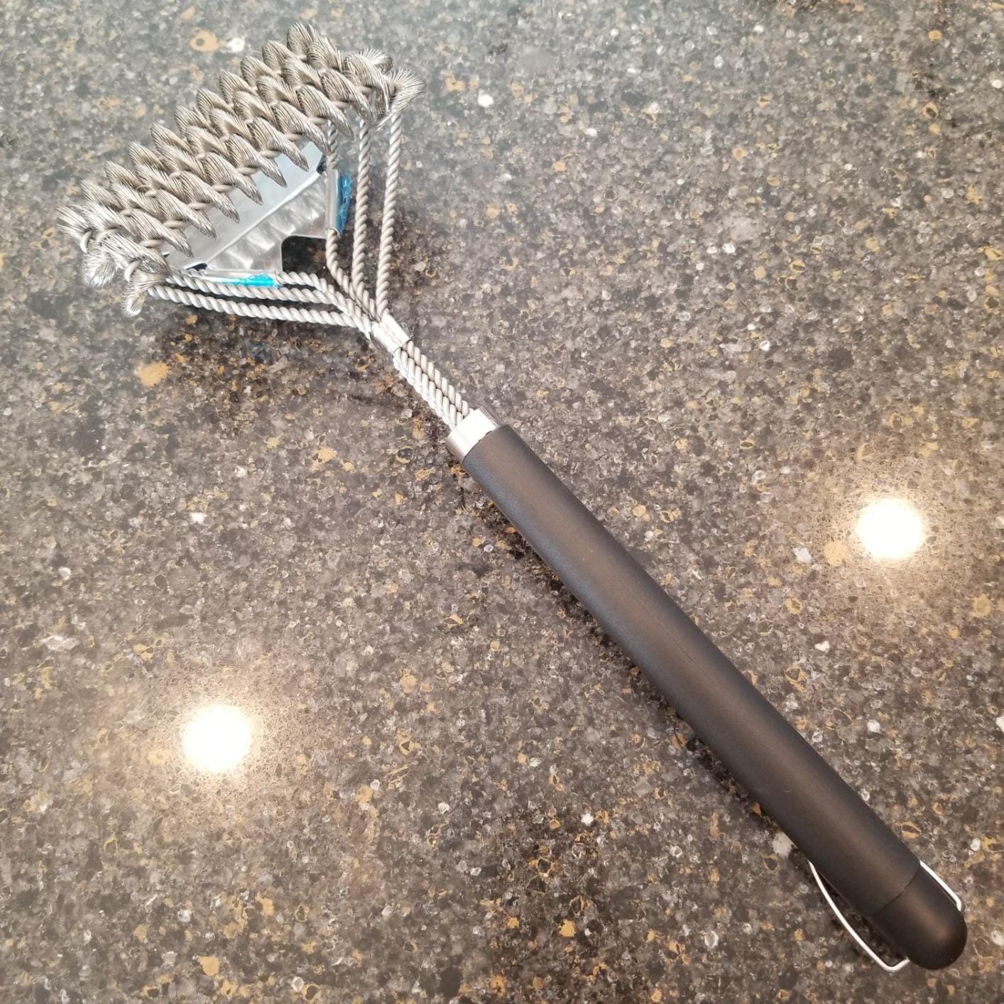 POLIGO BBQ Grill Cleaning Brush Bristle Free & Scraper - Triple Helix Design Barbecue Cleaner - Non-Bristle Grill Brush and Scraper Safe for Gas Charcoal Porcelain Grills - Ideal Grill Tools Gift customer photo 2
