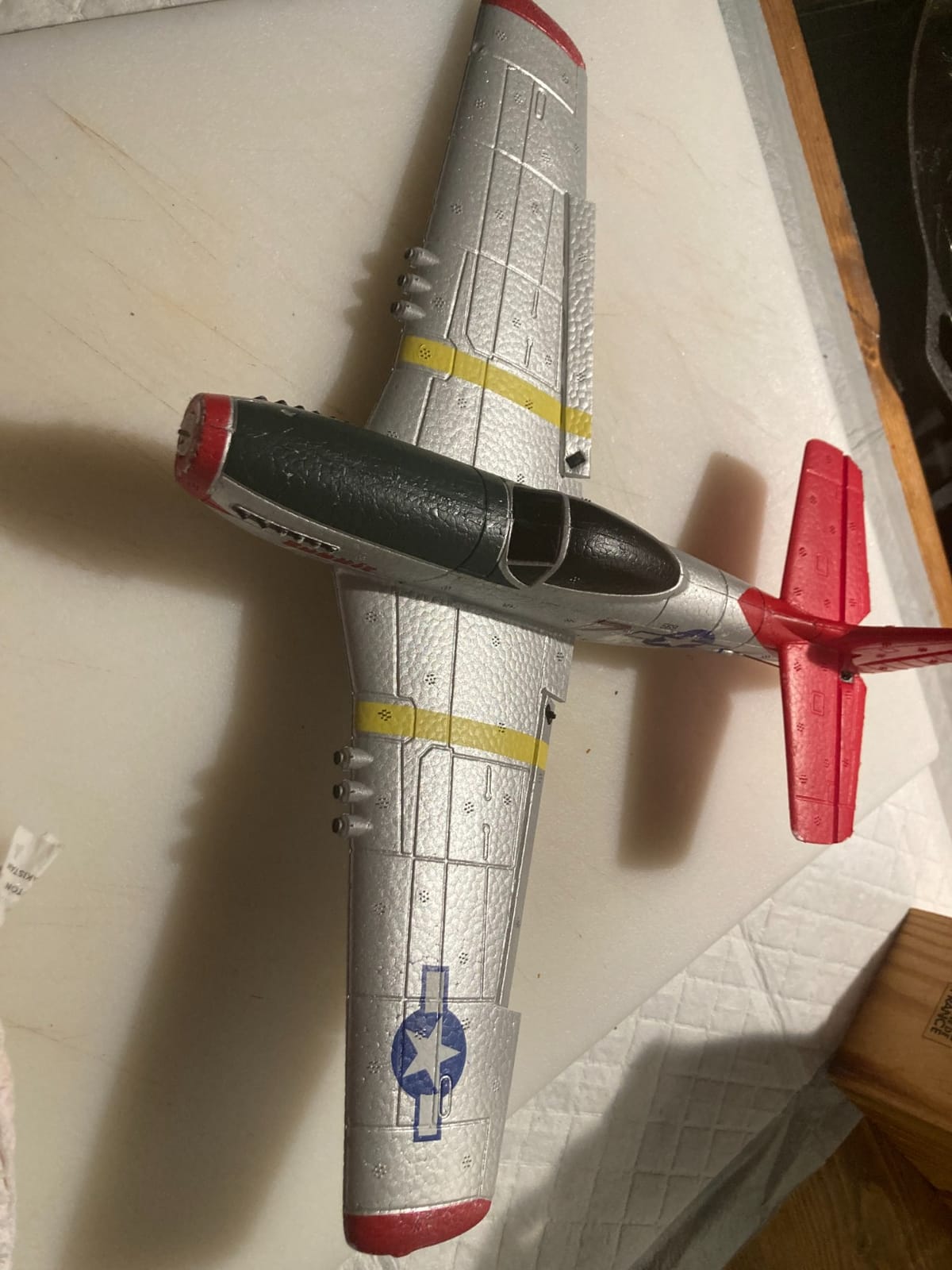 LEAMBE 4 Channel RC Plane, Ready to Fly Aerobatic Aircraft, Easy Control for Beginners, P51 Mustang RC Airplane Best Gift for Adults customer photo 1