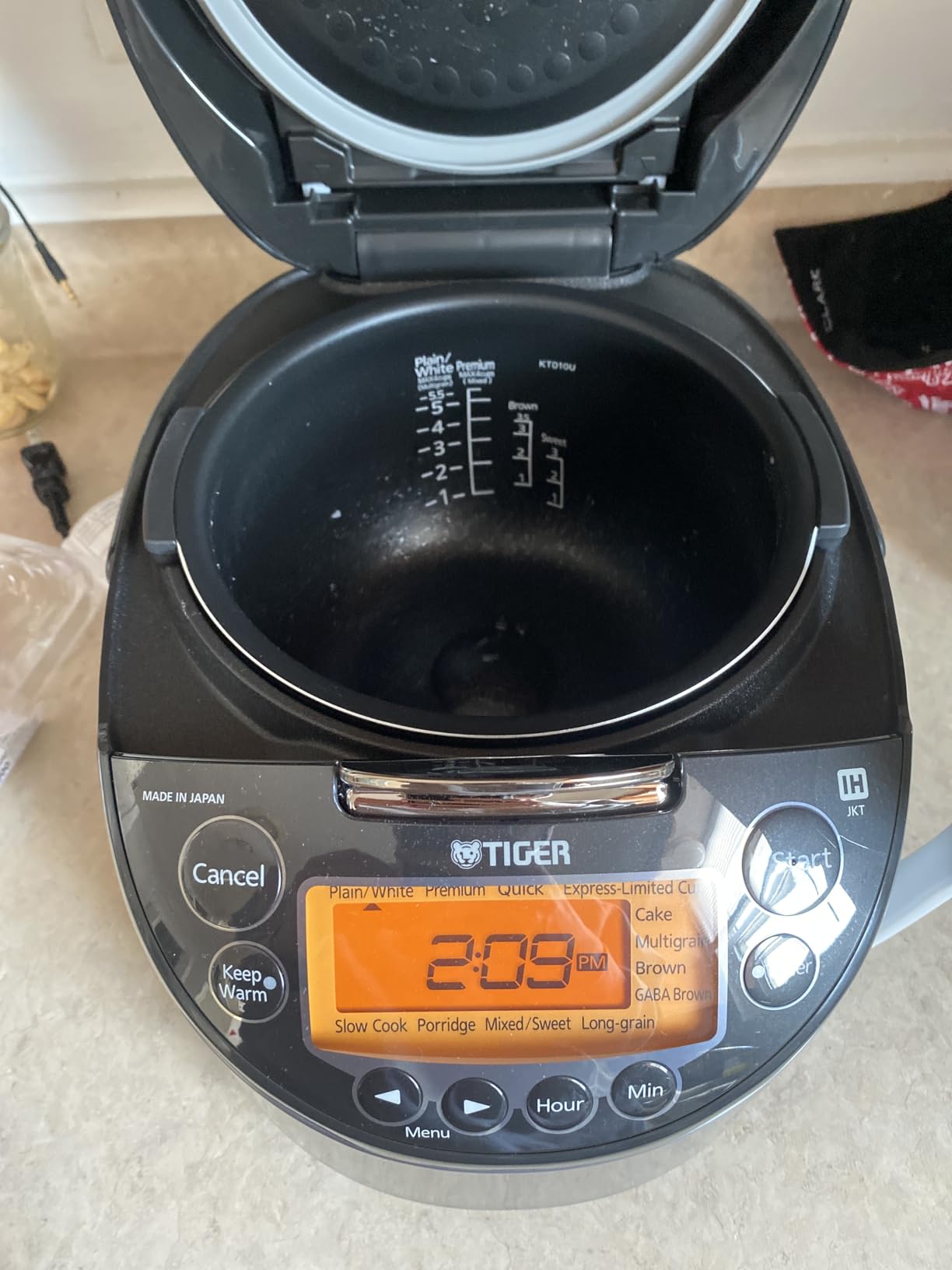 Tiger JKT-D10U 5.5 Cup IH Rice Cooker 12 Menu, Ceramic Pot (Silver) | 12 cooking settings customer photo 1