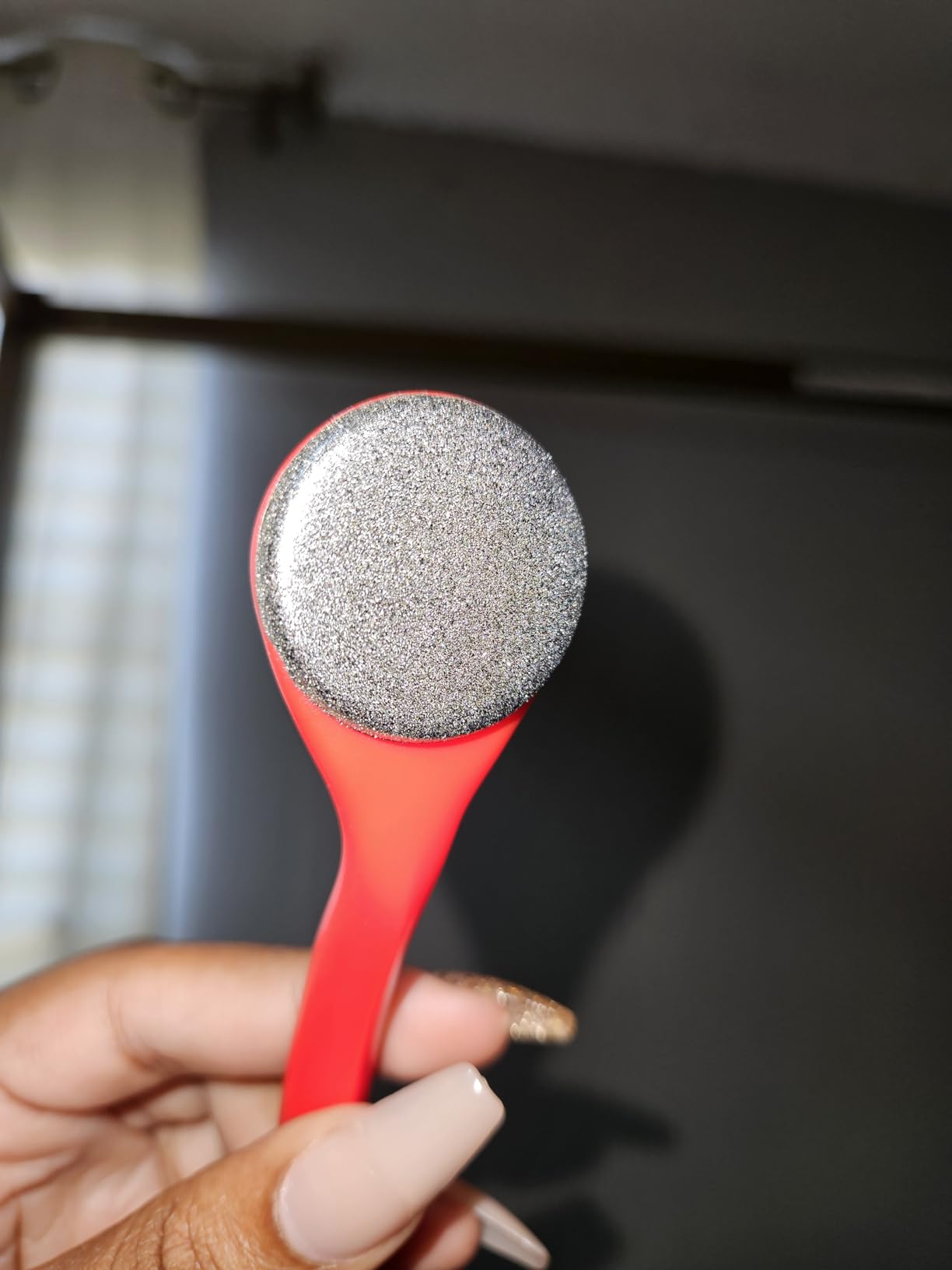 Revlon Microdermabrasion Wand, Gently Exfoliate Skin with Real Diamond Grit, 1 Count customer photo 2