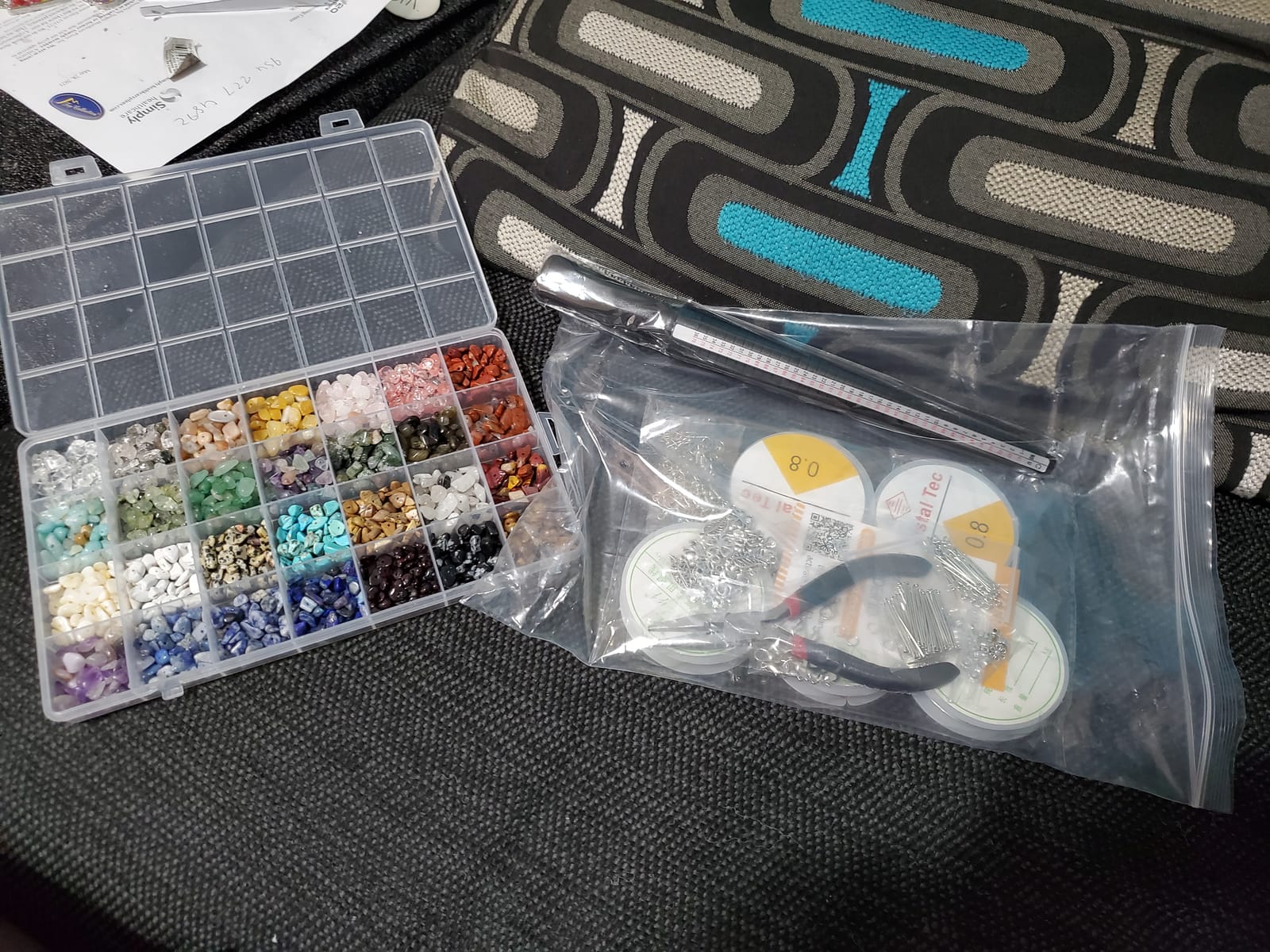 selizo Jewelry Making Kits for Adults Women with 28 Colors Crystal Beads, 1660Pcs Crystal Bead Ring Maker Kit with Jewelry Making Supplies customer photo 2