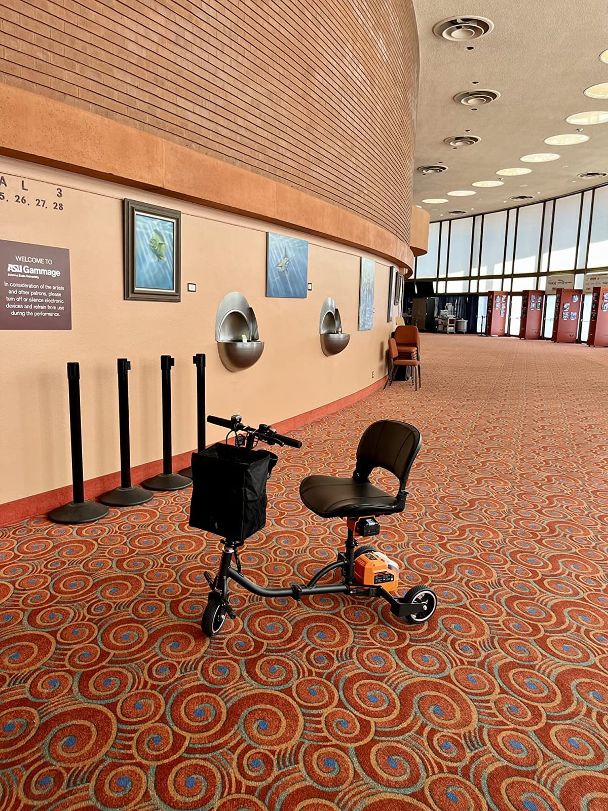 SuperHandy Passport Mobility Scooter for Adults - Foldable, 3 Wheel, Airline Travel Friendly - 13 Mile Range, Includes 2 Removable 44.4V Lithium-ion Batteries & Charger (275 Lbs) customer photo 1