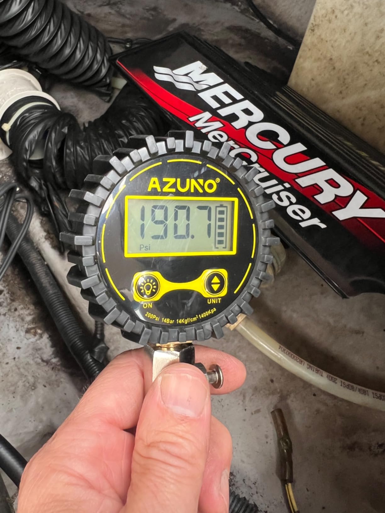 AZUNO Compression Tester Automotive, Digital Compression Gauge 200 PSI for Petrol Engine Cylinder Compression Tester Kit with Adapter & Hose customer photo 2