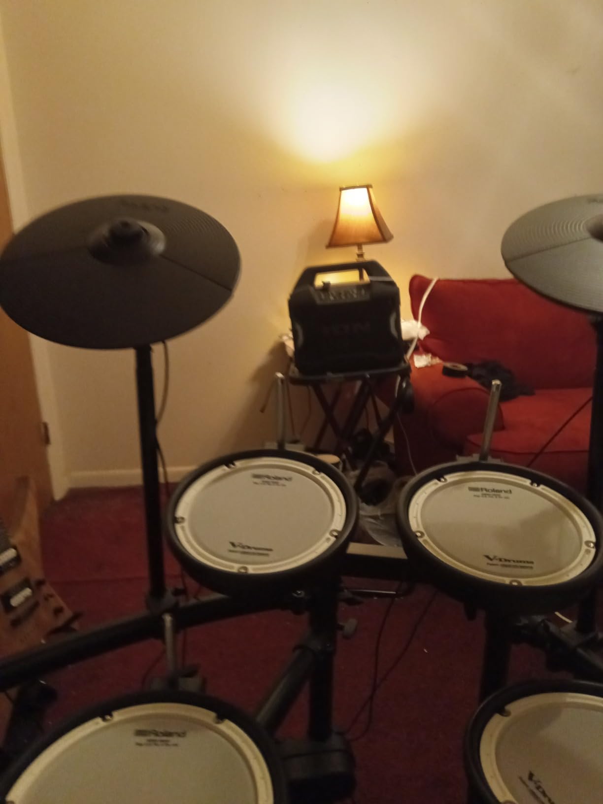 Roland TD-07DMK Electronic V-Drums Kit - Legendary Double-Ply All Mesh Head kit with superior expression and playability - Bluetooth Audio & MIDI - 40 FREE Melodics Lessons customer photo 2