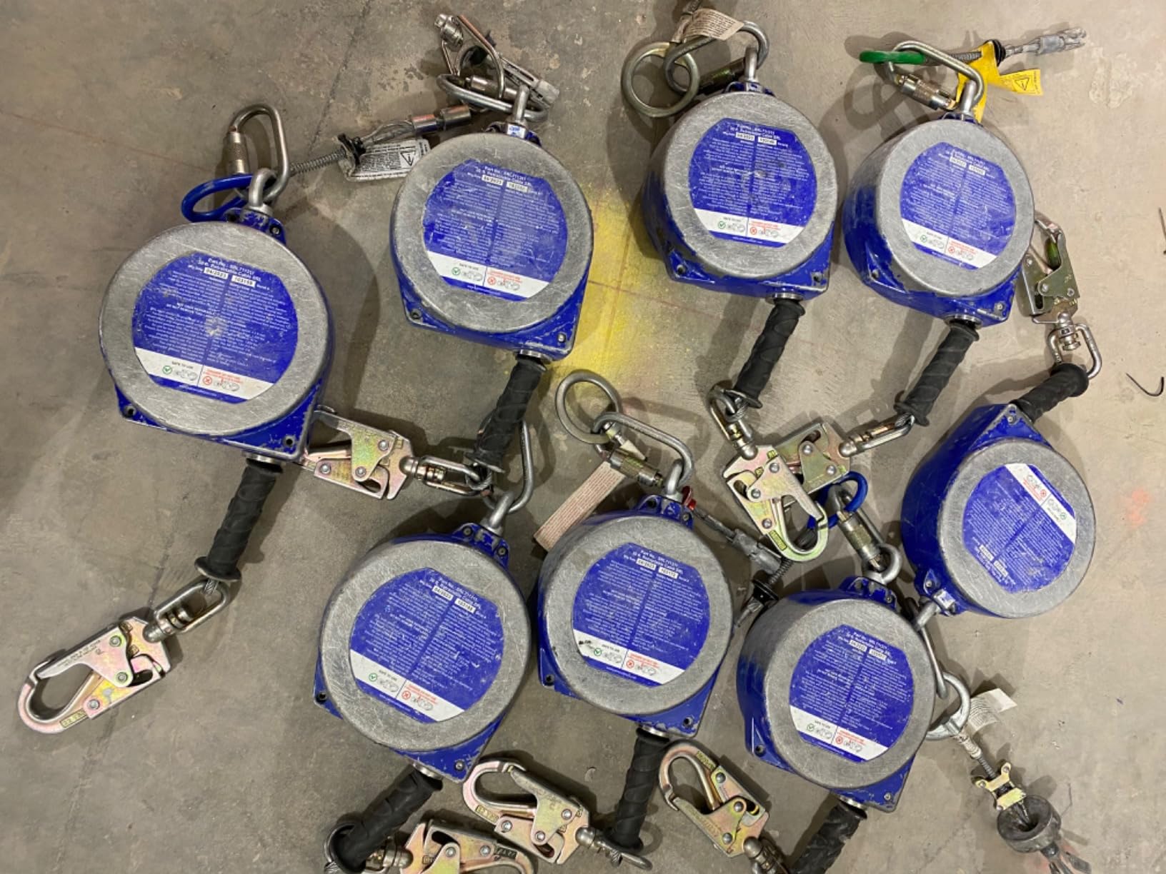 SRD 30 FT. Self Retracting Lifeline | ANSI Z359.14-2021 Class 1 | SRL Device Swivel Top Galvanized Cable w/Small Steel Snap Hook | Fall Arrest Safety Yoyo customer photo 1