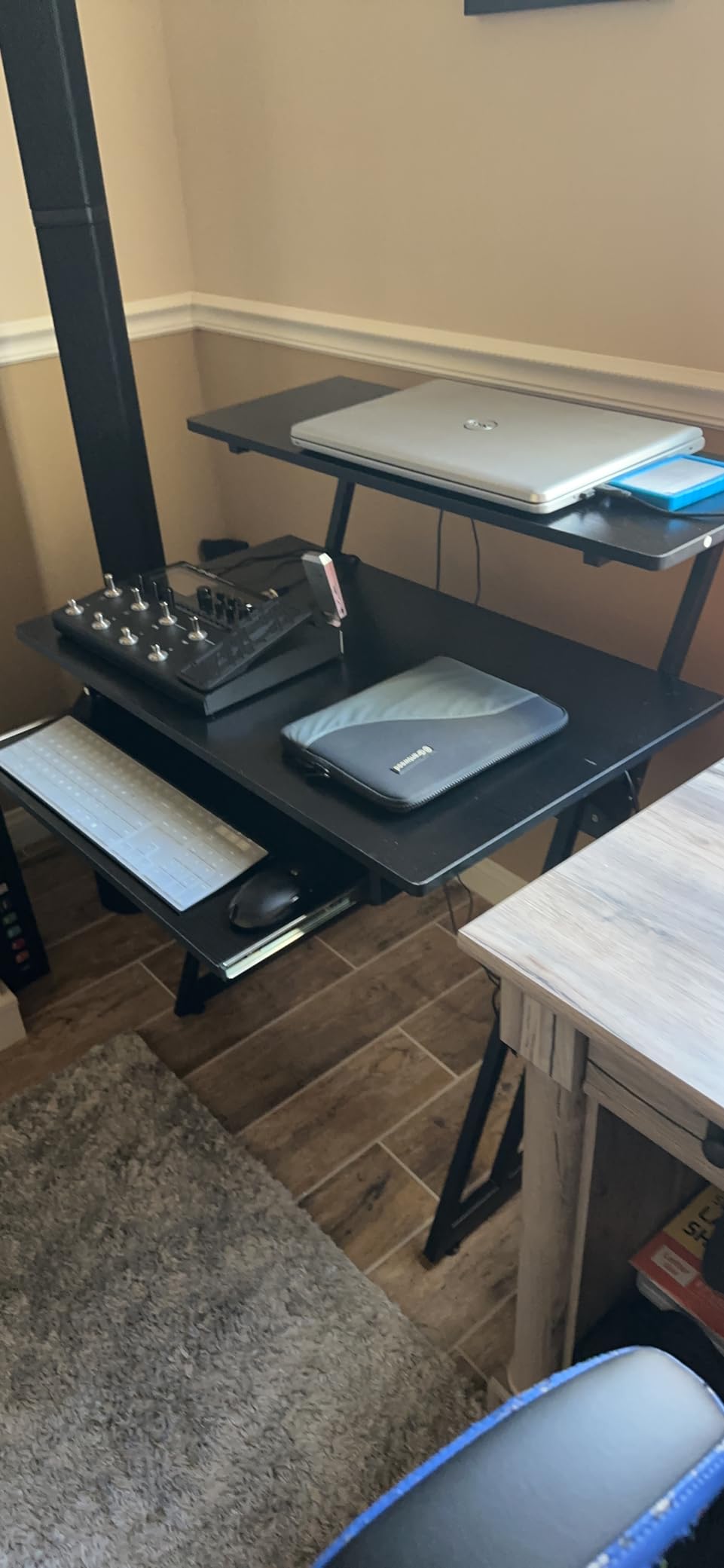 Monoprice Recording Studio Desk - with Raised Platform and Keyboard Tray, Black - Stage Right customer photo 1