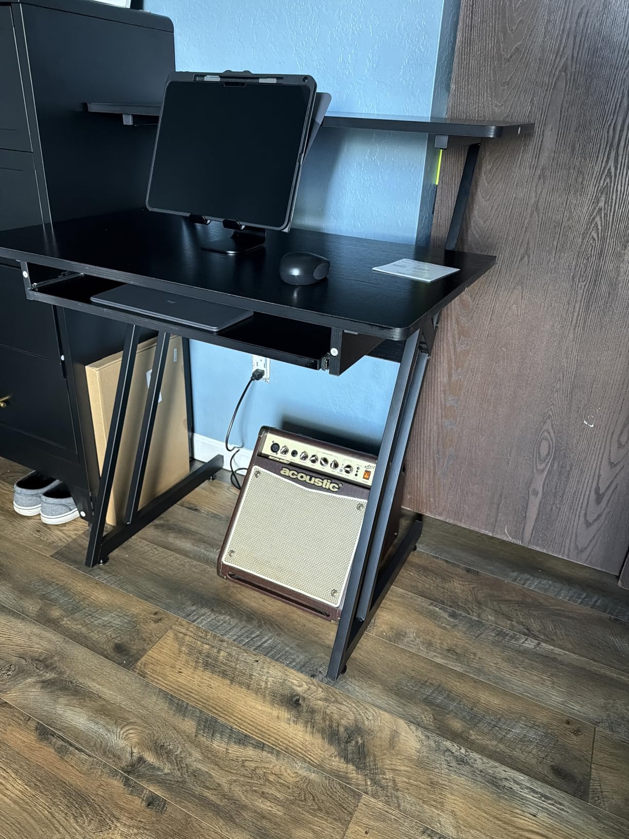 Monoprice Recording Studio Desk - with Raised Platform and Keyboard Tray, Black - Stage Right customer photo 2