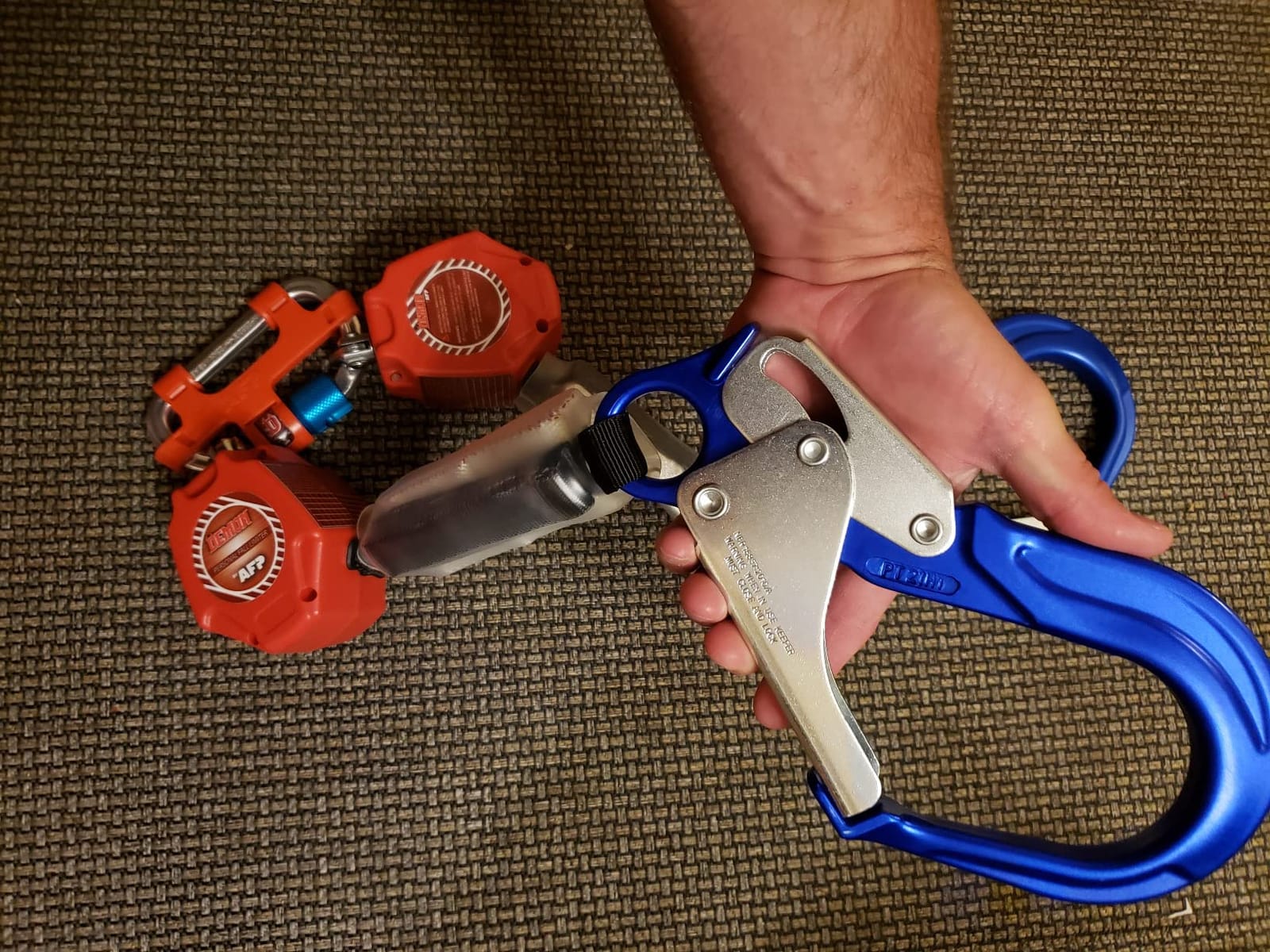 Demon 6 Foot Double Web Leg Self Retracting Lifeline Safety Yoyo, Shock Pack Absorber, Aluminum Rebar Pelican Hook & Aluminum Carabiner Fall Protection Arrest Limiter SRL | OSHA & ANSI Rated customer photo 1