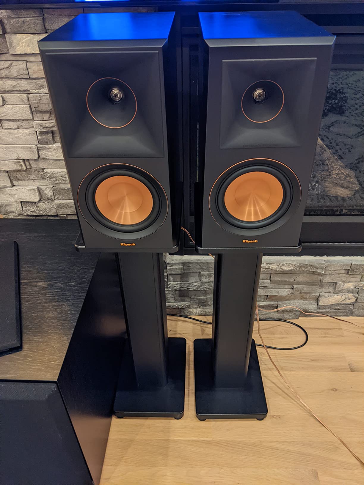 Klipsch Reference Premiere RP-600M II Ebony Bookshelf Speakers customer photo 2