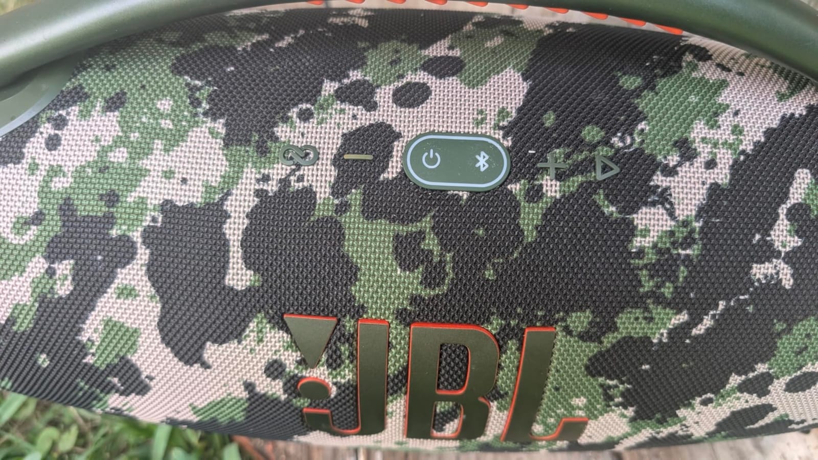 JBL Boombox 3 Black Portable Bluetooth Speaker with Massive Sound, Deepest Bass, IPX7 Waterproof, 24H Playtime, PartyBoost customer photo 1