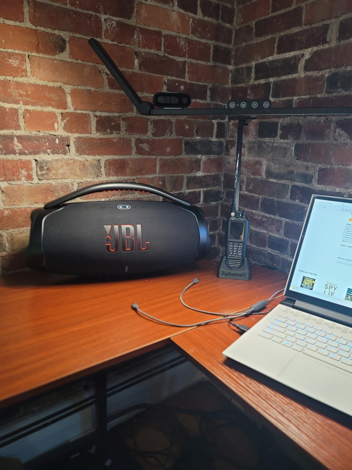 JBL Boombox 3 Black Portable Bluetooth Speaker with Massive Sound, Deepest Bass, IPX7 Waterproof, 24H Playtime, PartyBoost customer photo 2