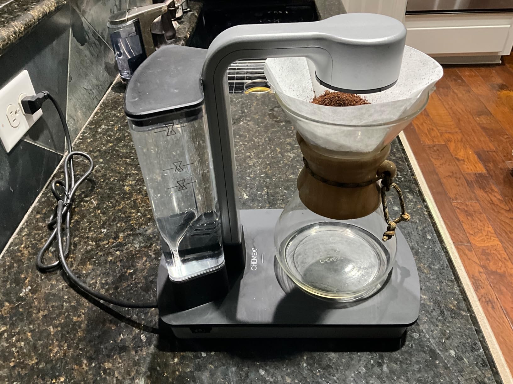 Chemex Ottomatic Automatic Coffee Maker Set, 40 oz, Includes 6 Cup Carafe | Automatic Pour Over Brewer, Hot and Iced Coffee, Complete Set, Limited 1-Year Warranty customer photo 2