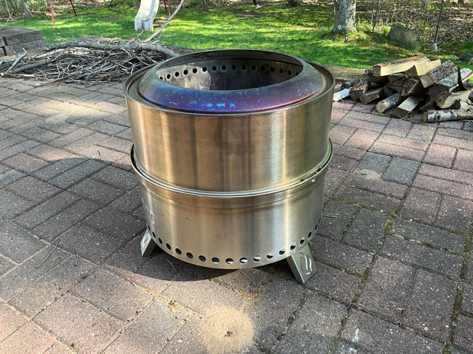 TURBRO 19 Inch Smokeless Fire Pit for Outdoor Wood Burning, Portable Stainless Steel Camping Stove with Stand, Removable Ash Pan, Waterproof Storage Bag, Unique Nested Design, Pluto R19-PG, Black customer photo 2
