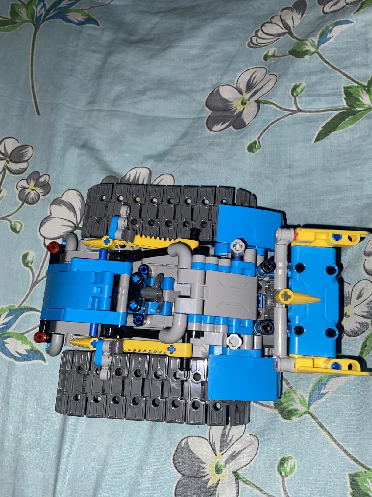 Sillbird STEM Robot Building Kit with Remote Control Gifts for Boys 8-13 | Coding Robotic Set, Educational Birthday Gifts, App-Controlled, Buildable 5in1 Models, Rechargeable Toys for Kids, 488 Pieces customer photo 1